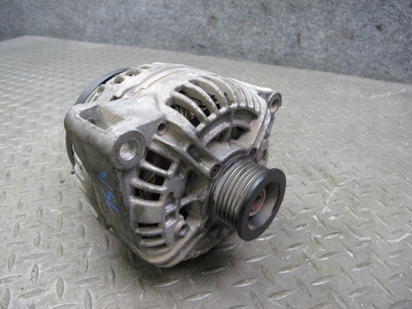 03-06 Mercedes R230 SL500 M113 Engine Motor Generator Alternator OEM