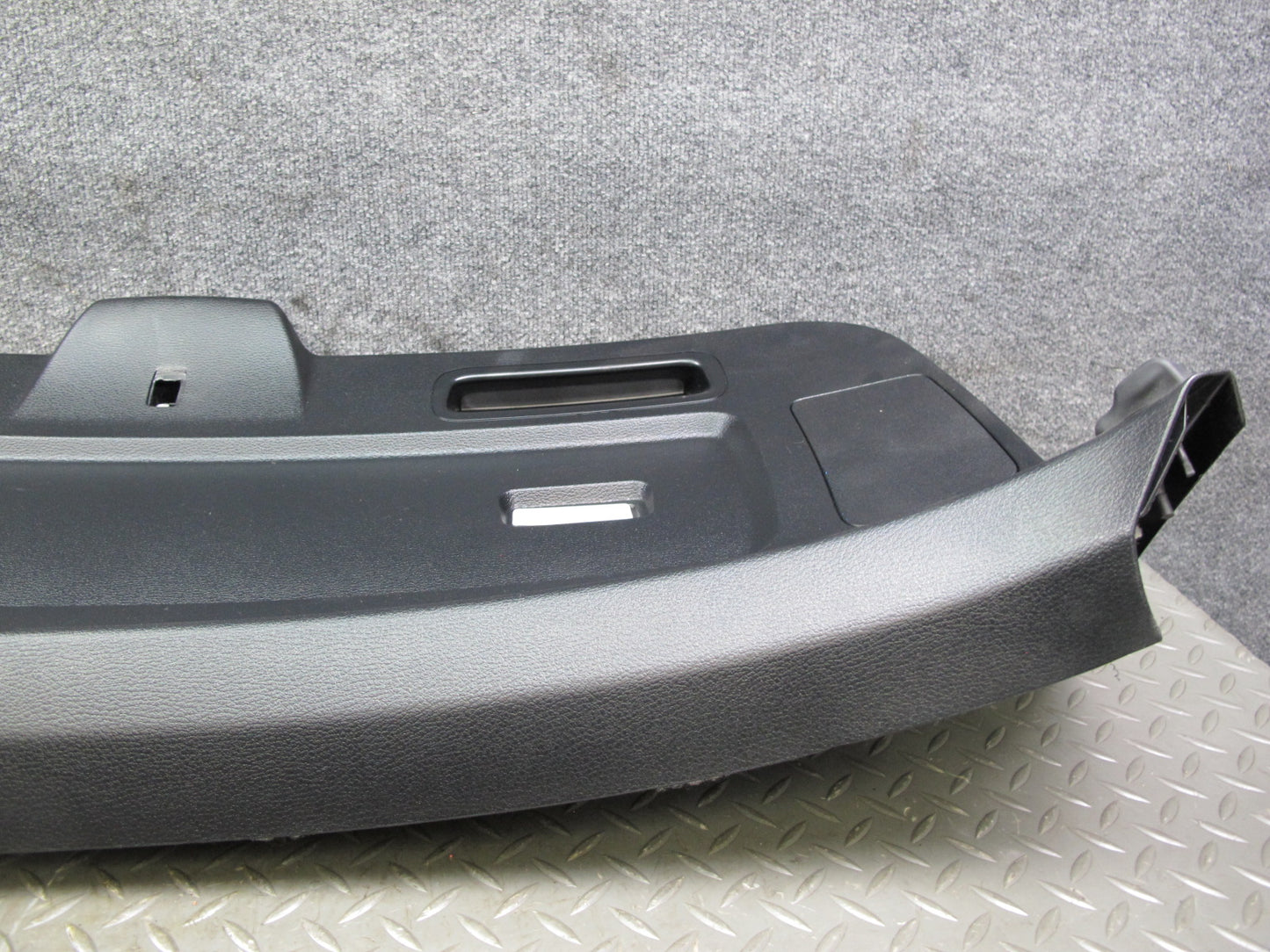 09-14 BMW E71 E72 X6 Rear Trunk Lid Tailgate Liftgate Trim Cover Panel OEM