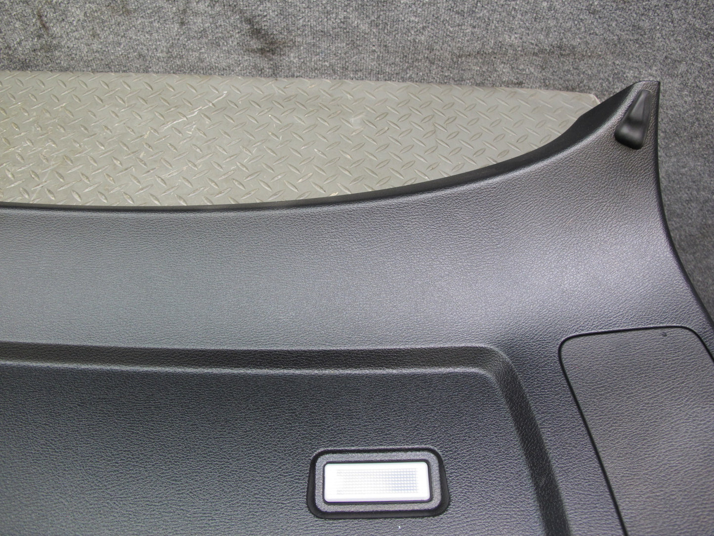 09-14 BMW E71 E72 X6 Rear Trunk Lid Tailgate Liftgate Trim Cover Panel OEM