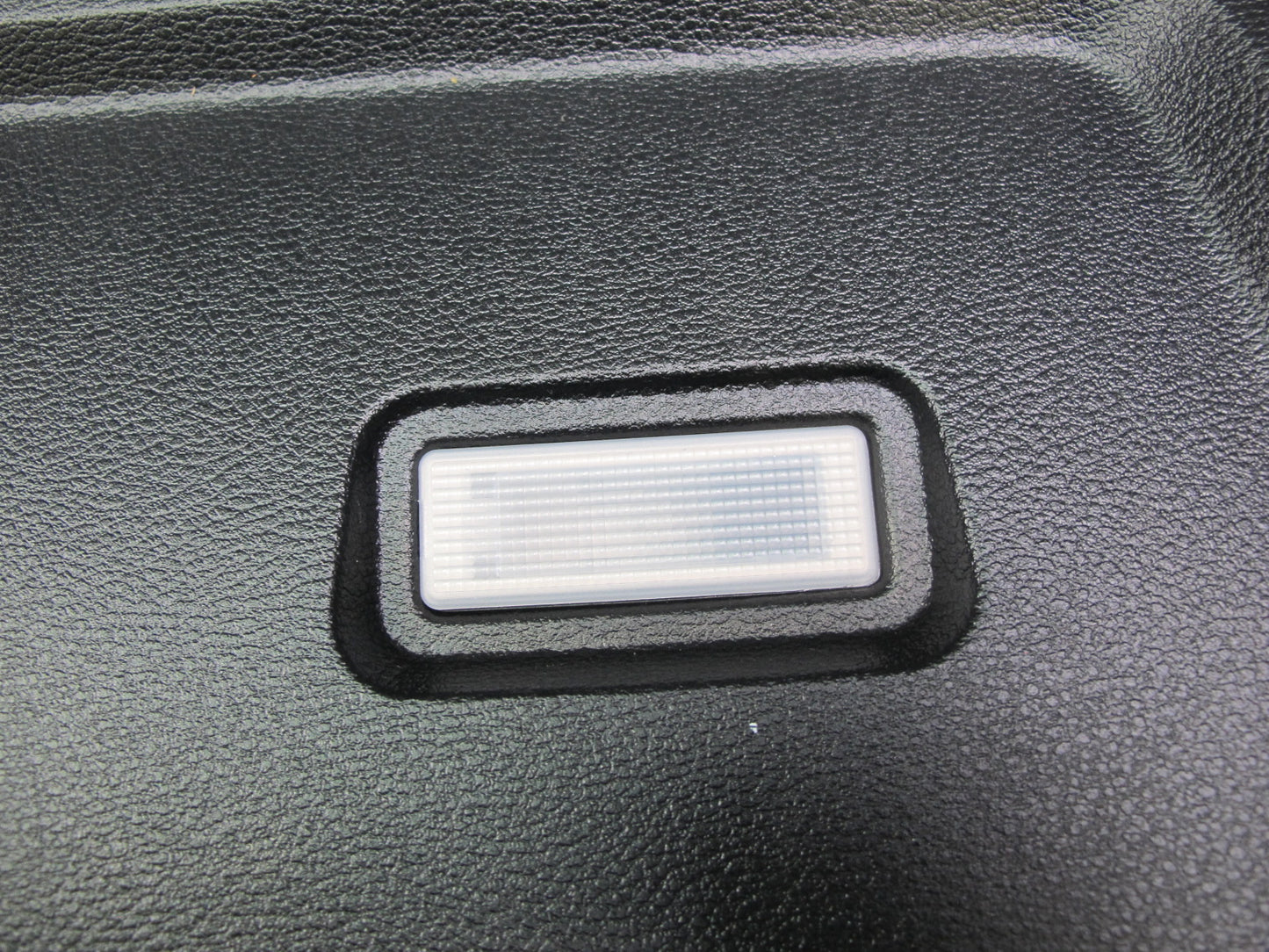 09-14 BMW E71 E72 X6 Rear Trunk Lid Tailgate Liftgate Trim Cover Panel OEM