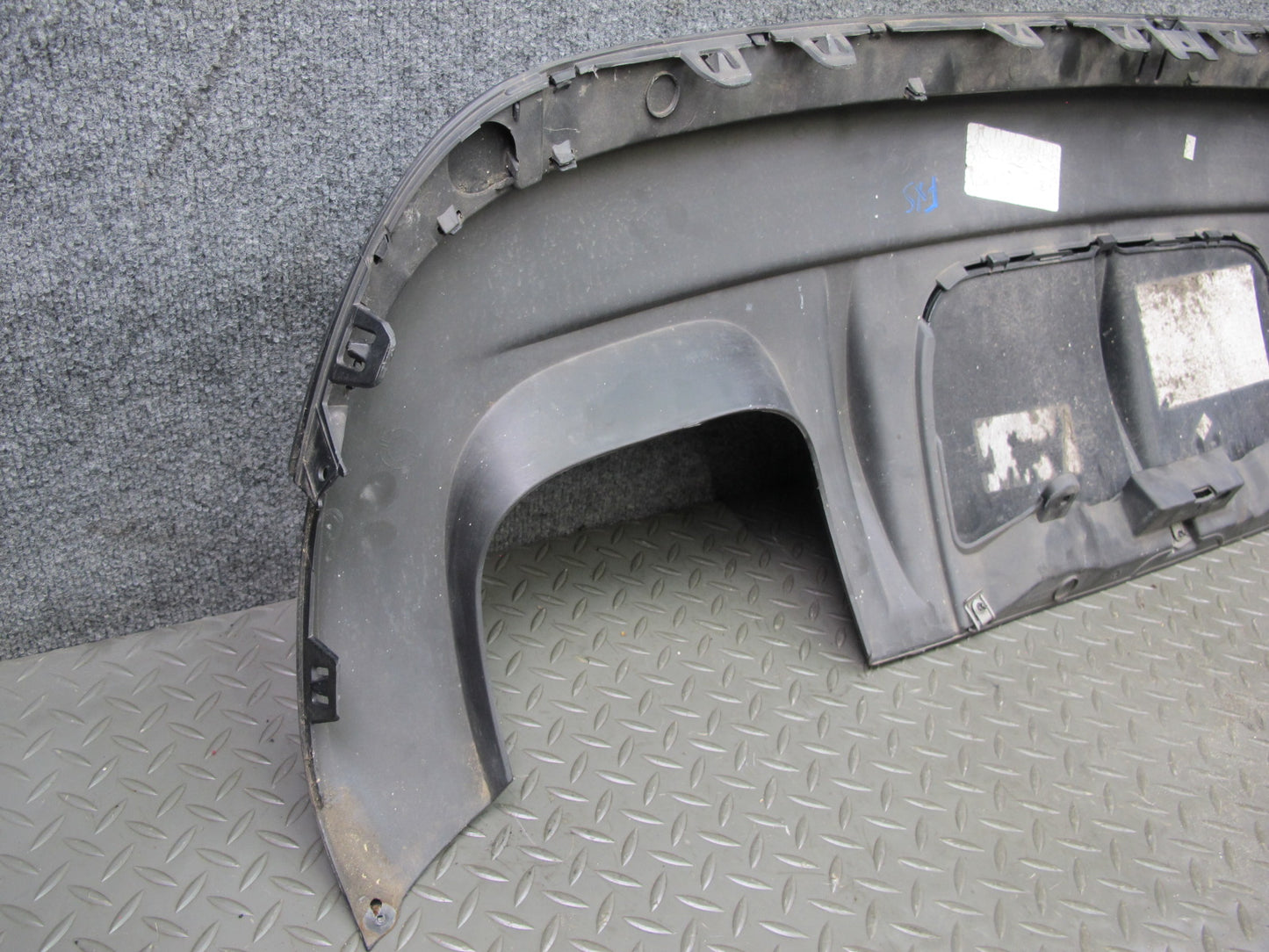 10-14 BMW E71 X6M Rear Bumper Diffuser Lower Valance Cover Black OEM