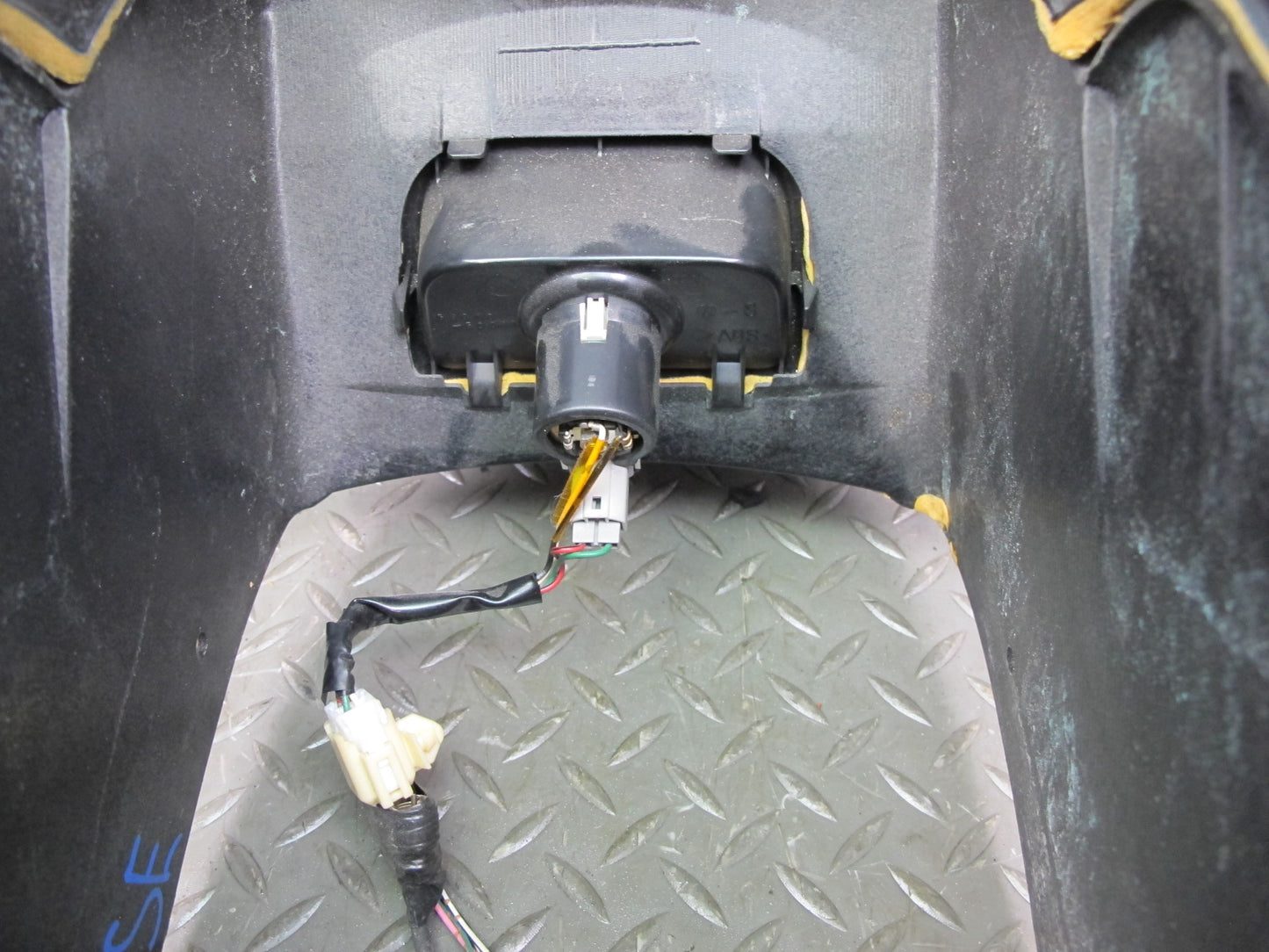 01-03 Lexus UCF30L LS430 Front Center Console Trim Cover Panel Black OEM