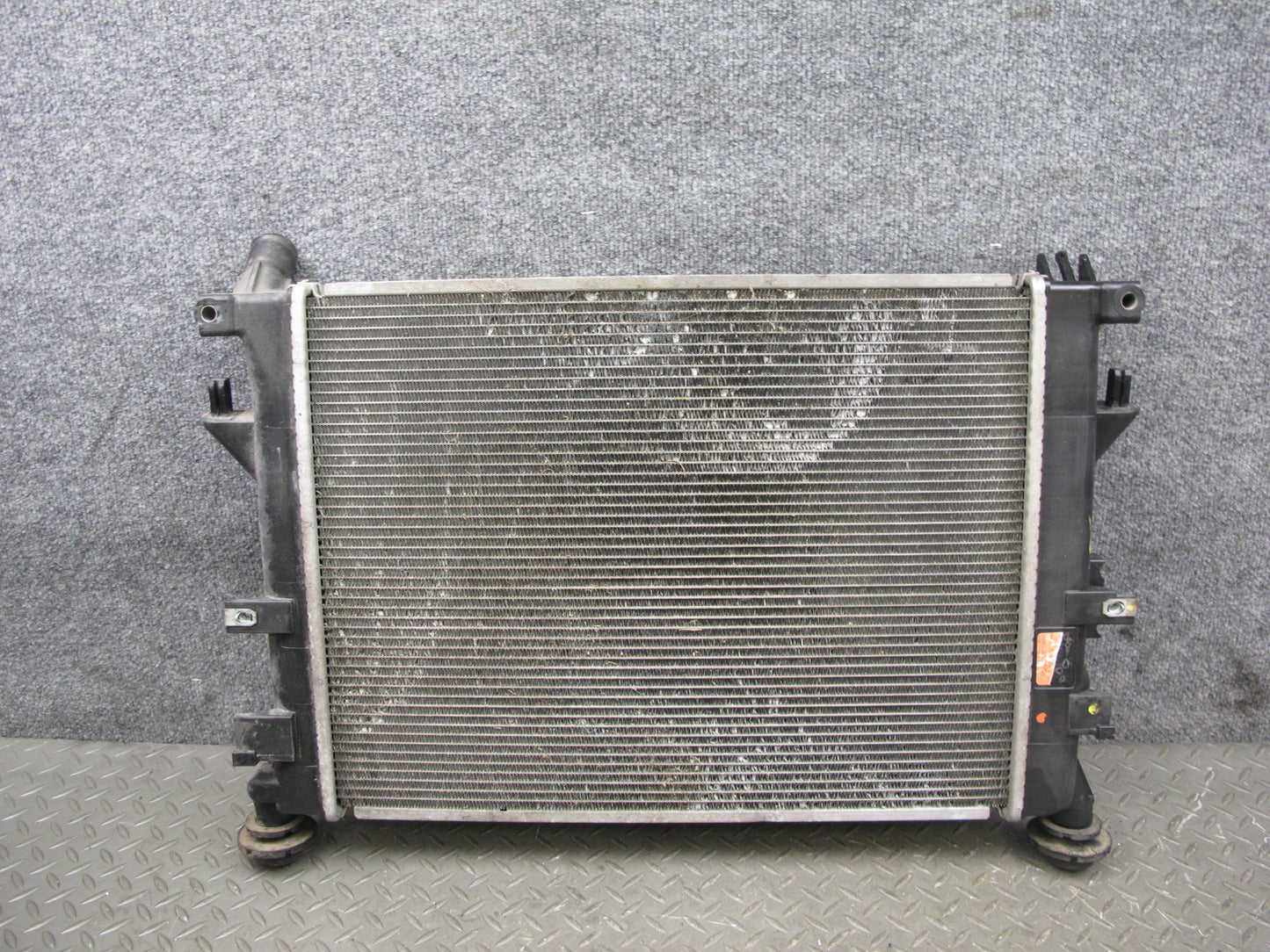 07-10 Saturn SKY Pontiac Solstice 2.0L Turbo AT Engine Cooling Radiator OEM