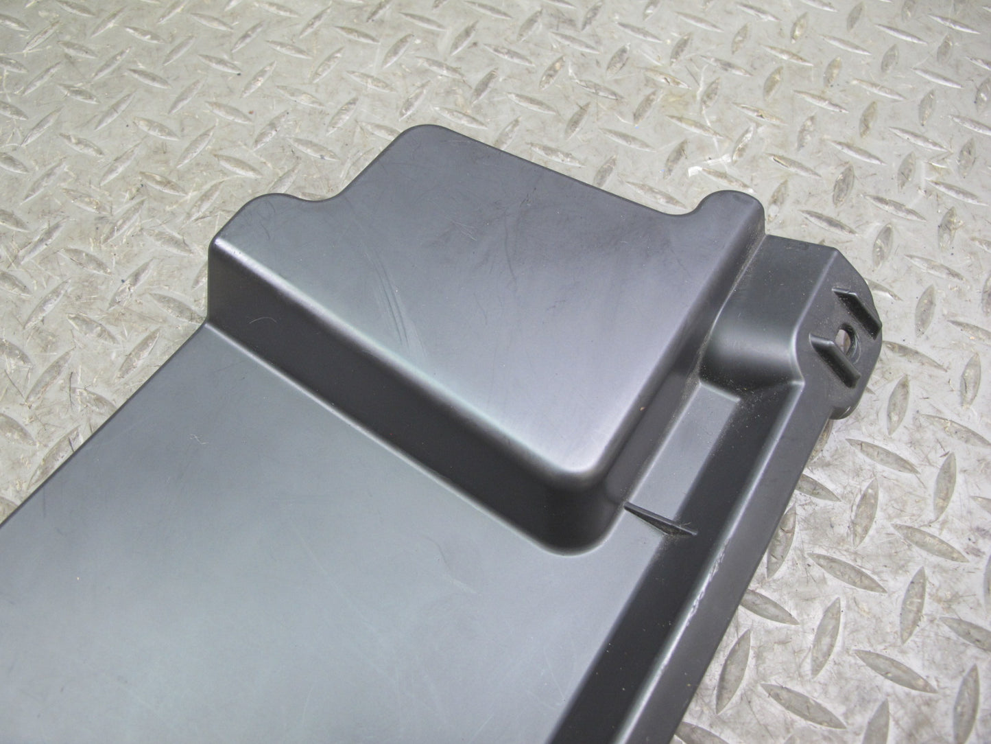 07-10 Saturn SKY Pontiac Solstice Dash Right Insulator Panel 15920826 OEM