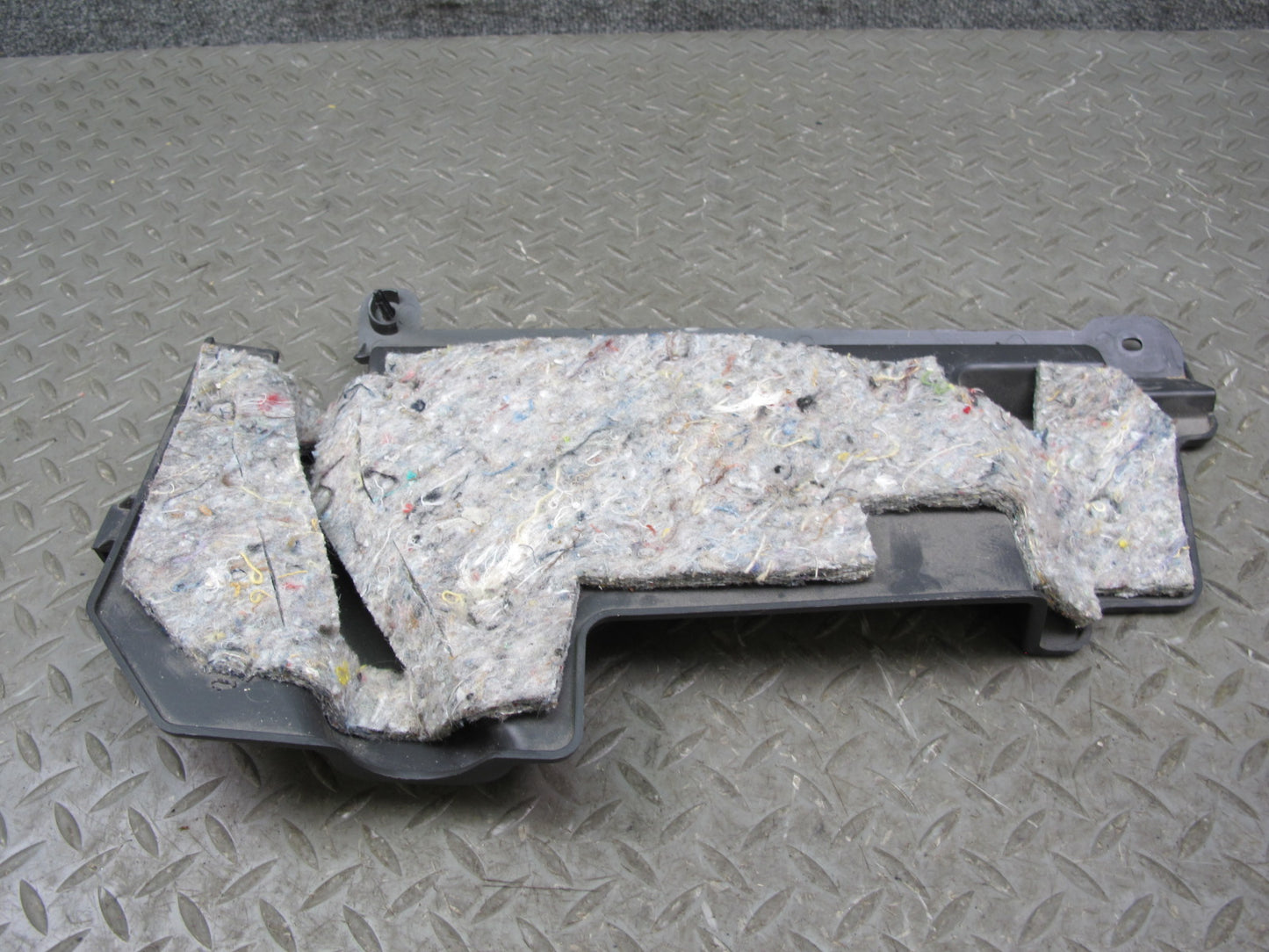 07-10 Saturn SKY Pontiac Solstice Dash Right Insulator Panel 15920826 OEM