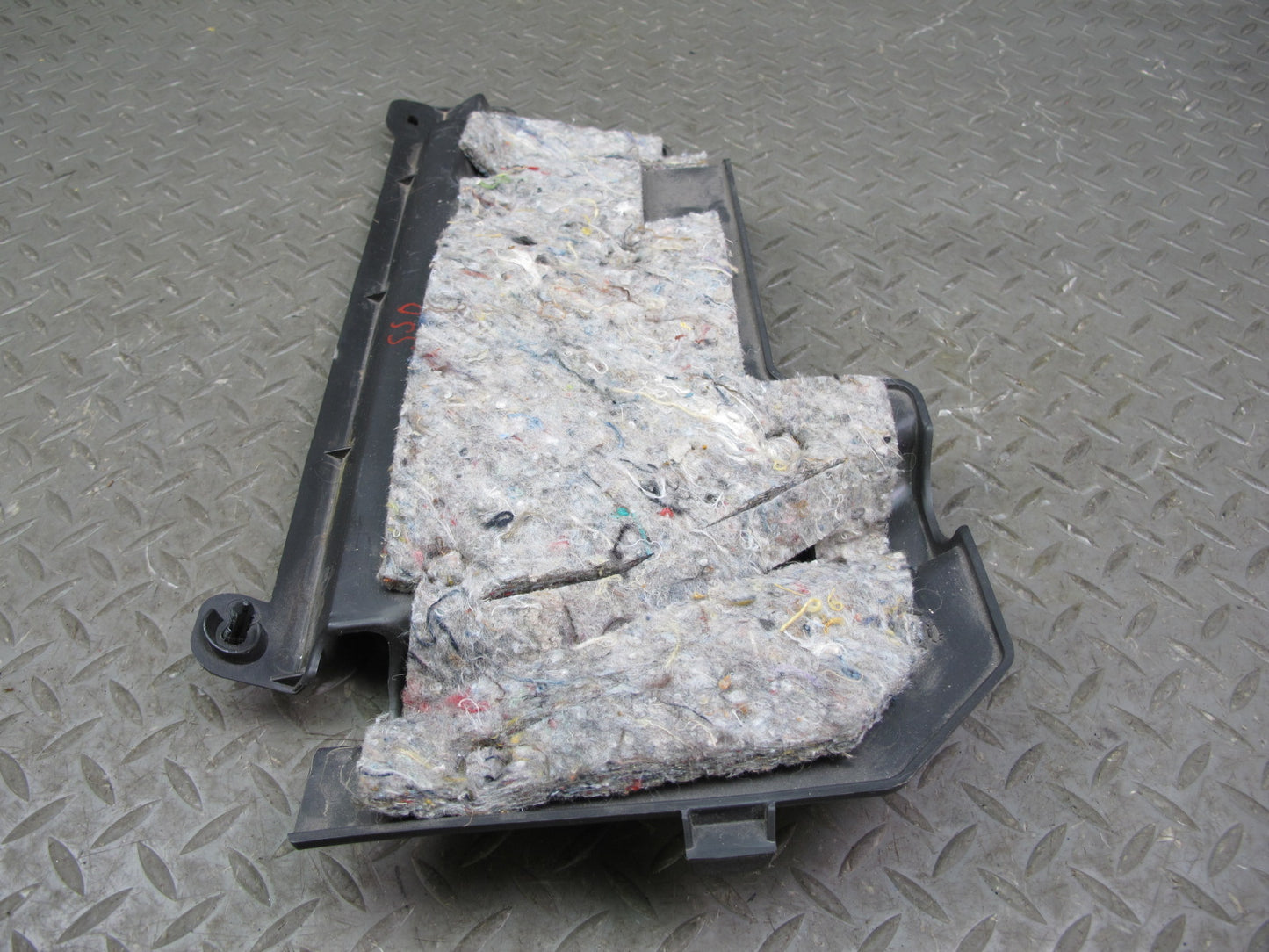 07-10 Saturn SKY Pontiac Solstice Dash Right Insulator Panel 15920826 OEM