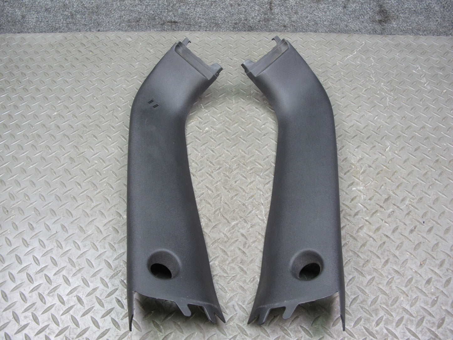 07-10 Saturn SKY Pontiac Solstice Front Interior A Pillar Trim Panel Set OEM