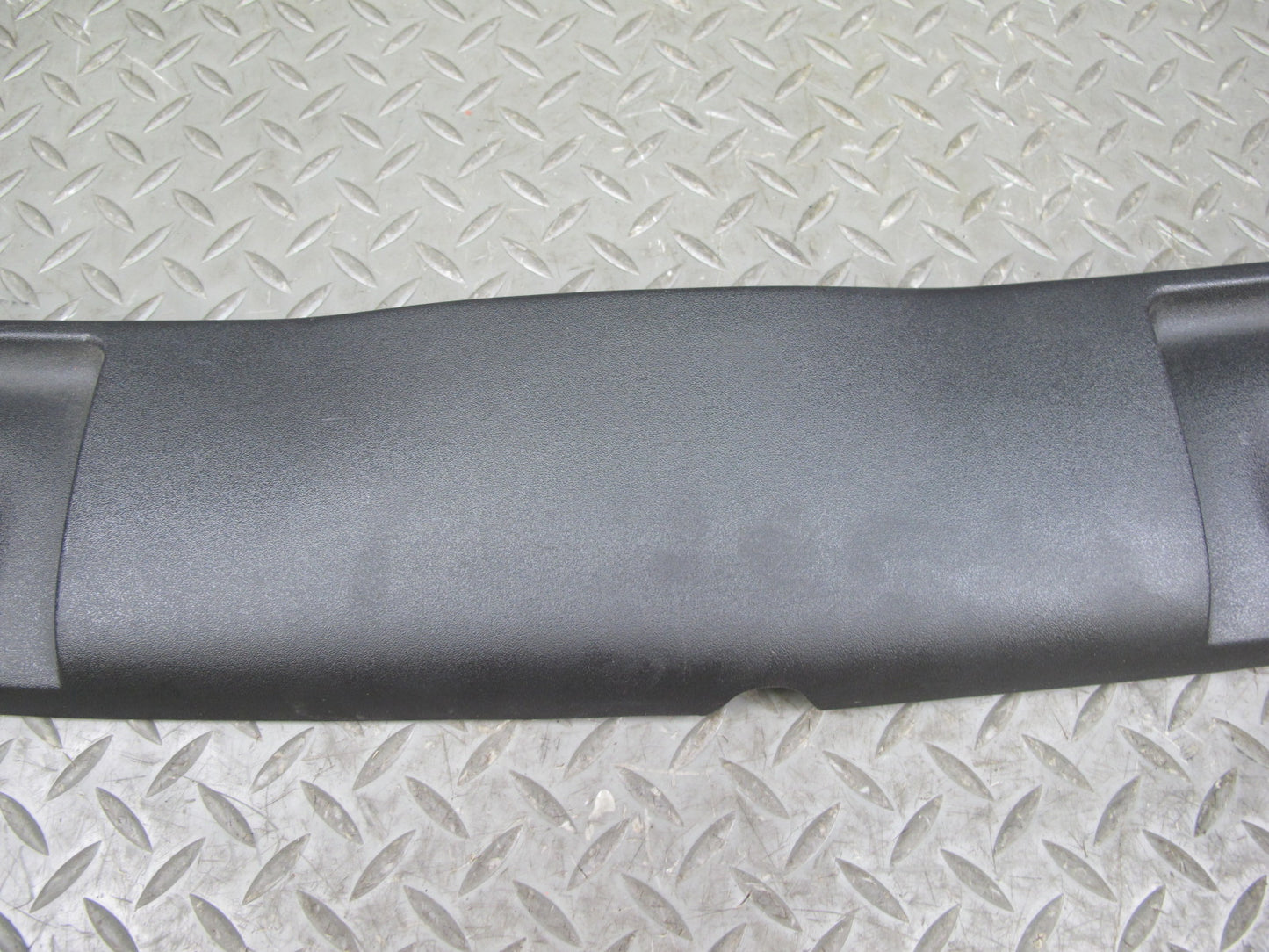 07-10 Saturn SKY Pontiac Solstice Windshield Upper Trim Panel 25949074 OEM