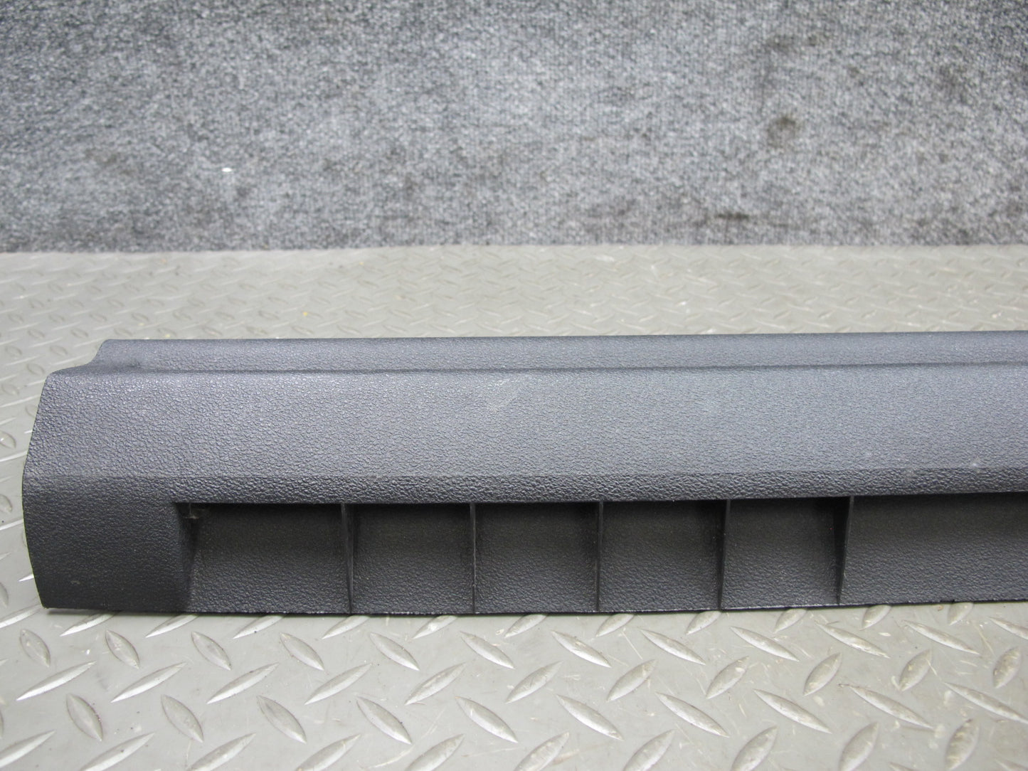 07-10 Saturn SKY Set of 2 Left & Right Door Scuff Sill Plate Trim Cover OEM