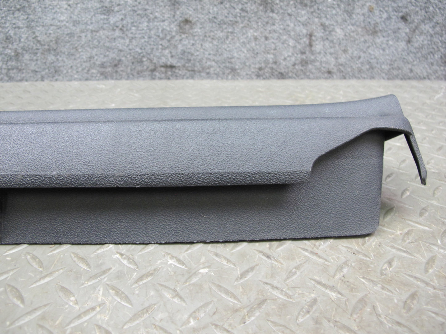 07-10 Saturn SKY Set of 2 Left & Right Door Scuff Sill Plate Trim Cover OEM