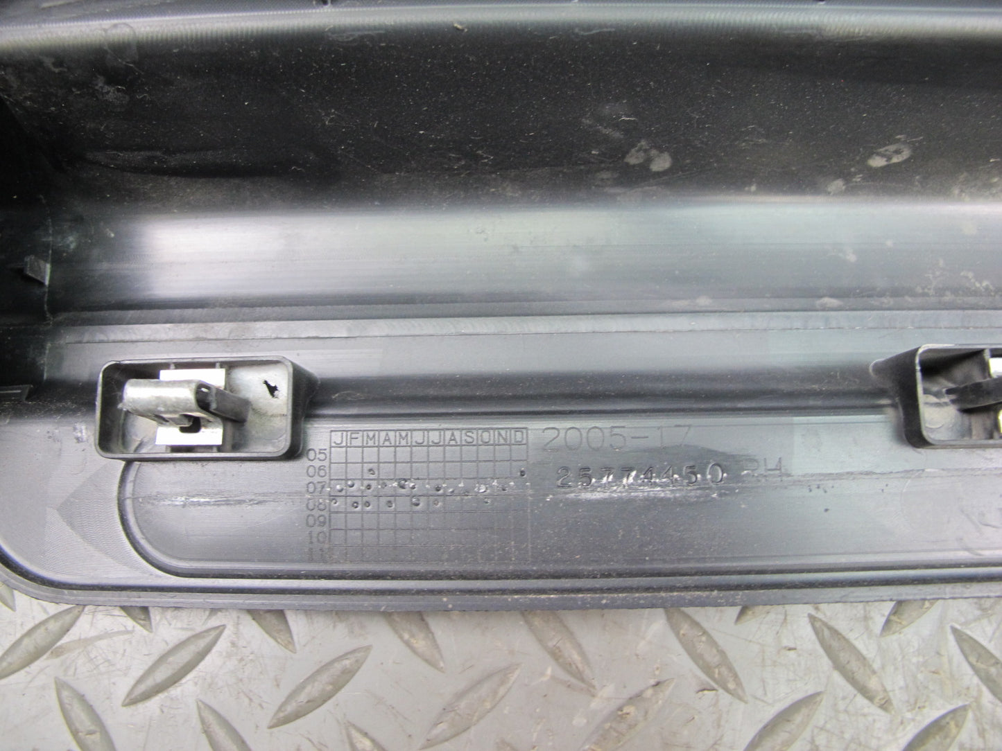 07-10 Saturn SKY Set of 2 Left & Right Door Scuff Sill Plate Trim Cover OEM