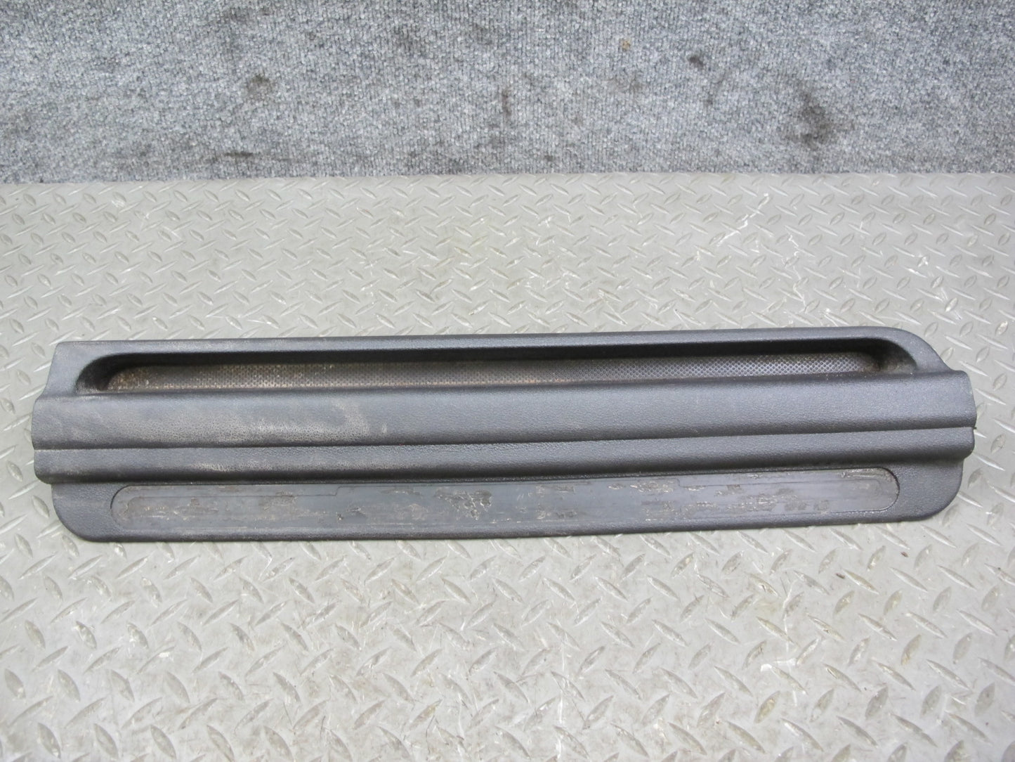 07-10 Saturn SKY Set of 2 Left & Right Door Scuff Sill Plate Trim Cover OEM