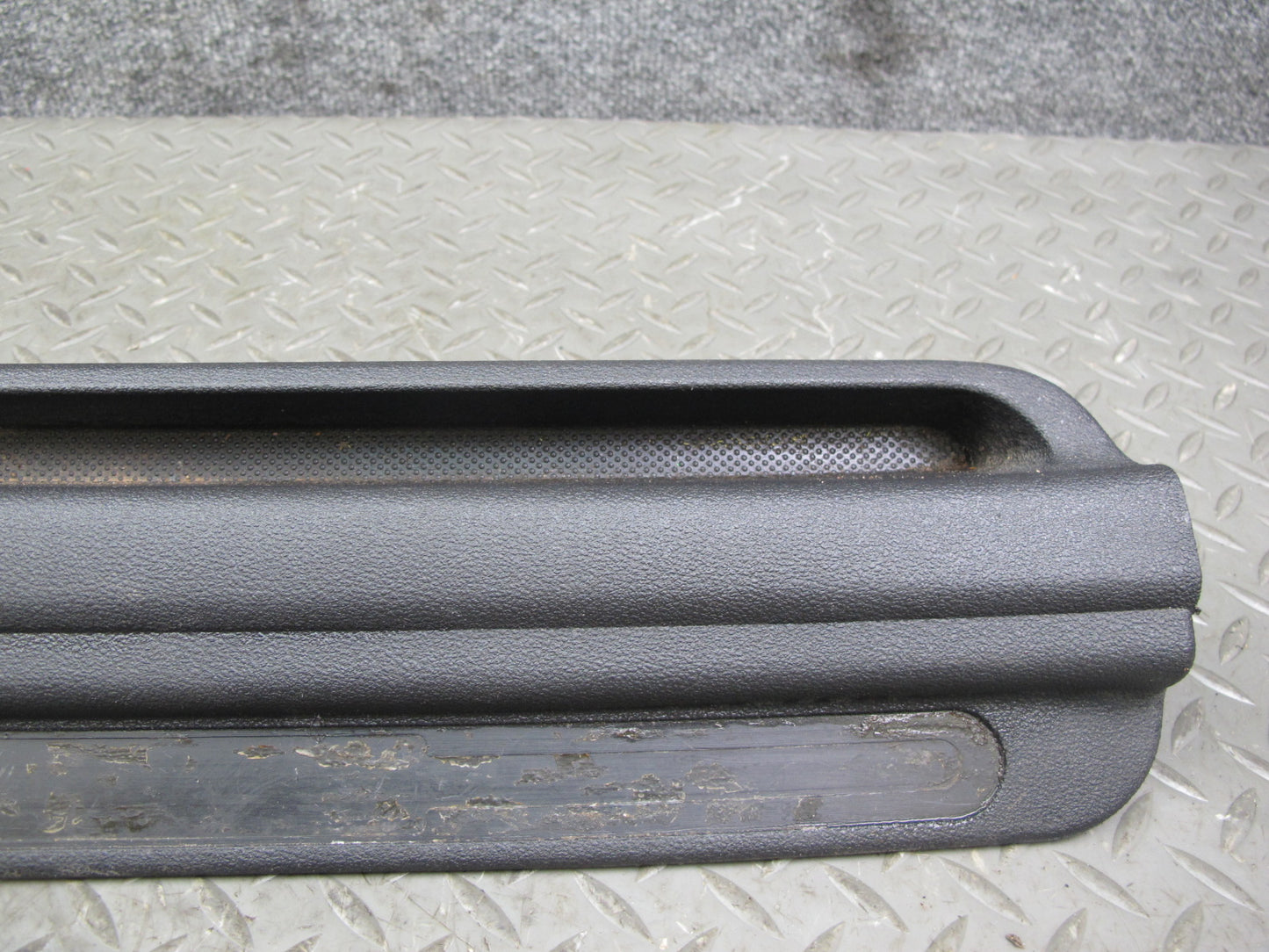 07-10 Saturn SKY Set of 2 Left & Right Door Scuff Sill Plate Trim Cover OEM