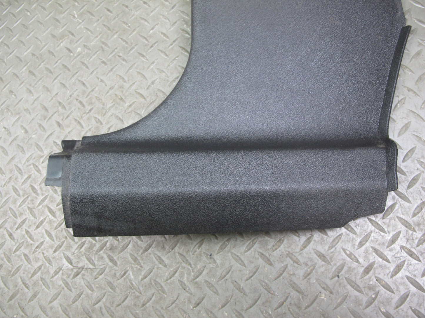 07-10 Saturn SKY Pontiac Solstice Set of 2 Front Kick Trim Cover Panel OEM