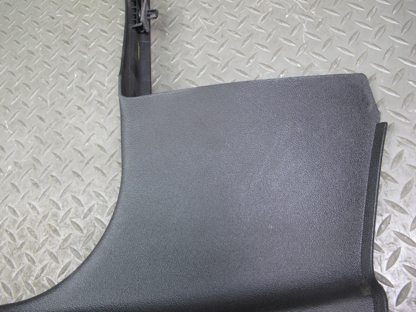 07-10 Saturn SKY Pontiac Solstice Set of 2 Front Kick Trim Cover Panel OEM