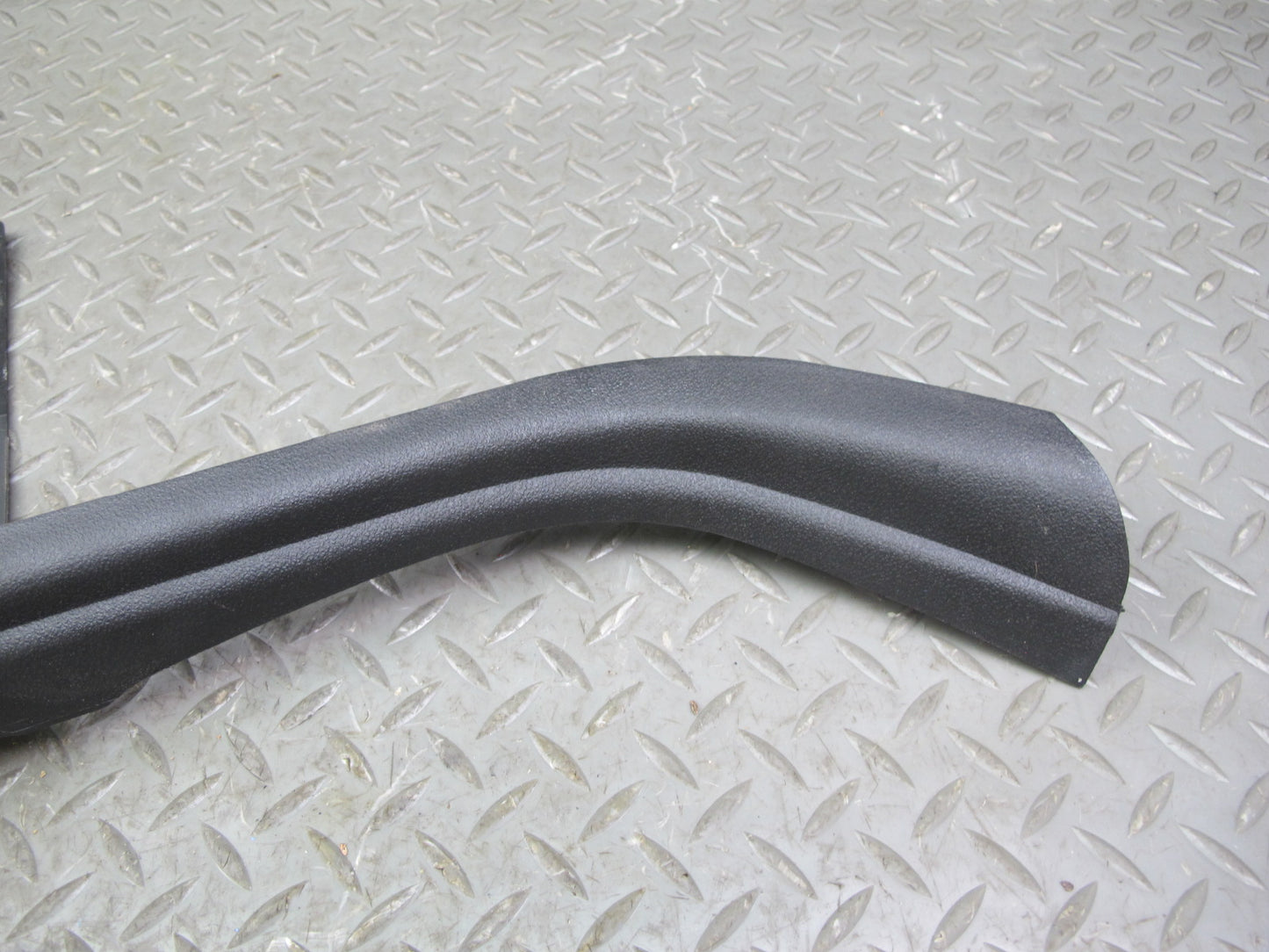 07-10 Saturn SKY Pontiac Solstice Set of 2 Front Kick Trim Cover Panel OEM