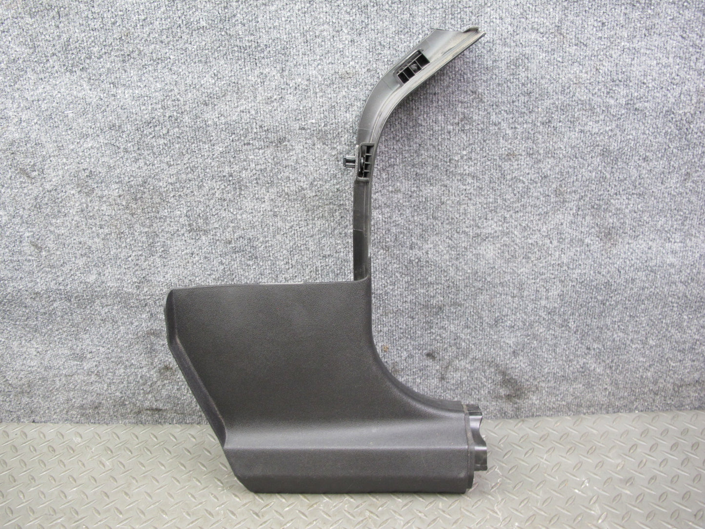 07-10 Saturn SKY Pontiac Solstice Set of 2 Front Kick Trim Cover Panel OEM