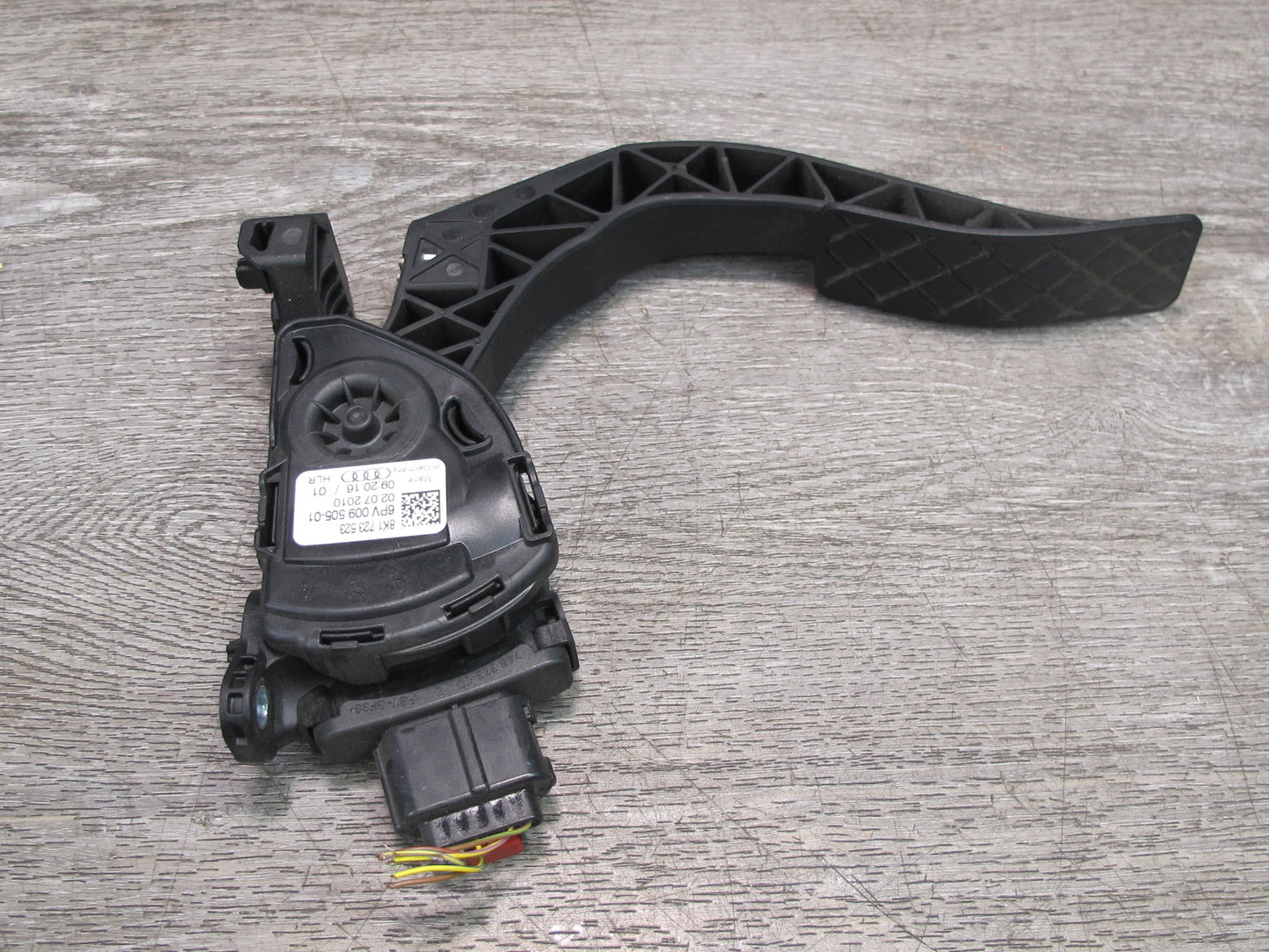 09-16 Audi B8 A4 S4 A5 S5 Gas Acceleration Pedal 8K1723523 OEM