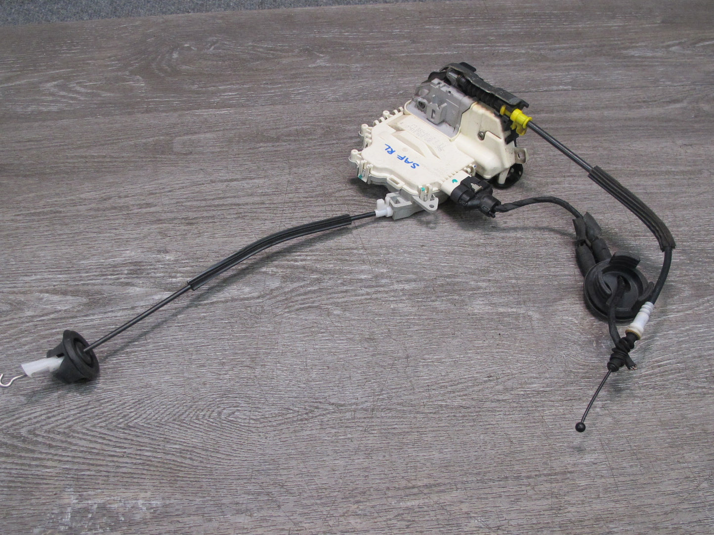 09-16 Audi B8 A4 S4 Rear Left Door Lock Latch Actuator 8K0839015D OEM