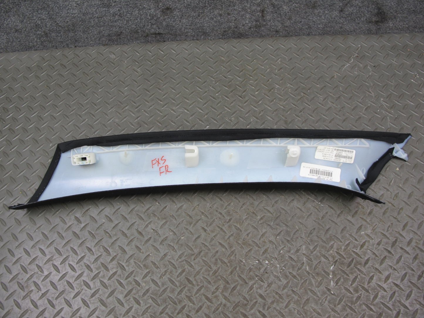 09-14 BMW E71 X6 Set of 2 Front Left & Right A Pillar Trim Panel Black OEM