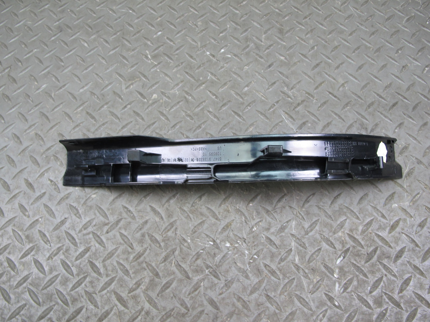 09-14 BMW E71 X6 Set of 2 Rear Left & Right Door Scuff Sill Plate Trim OEM