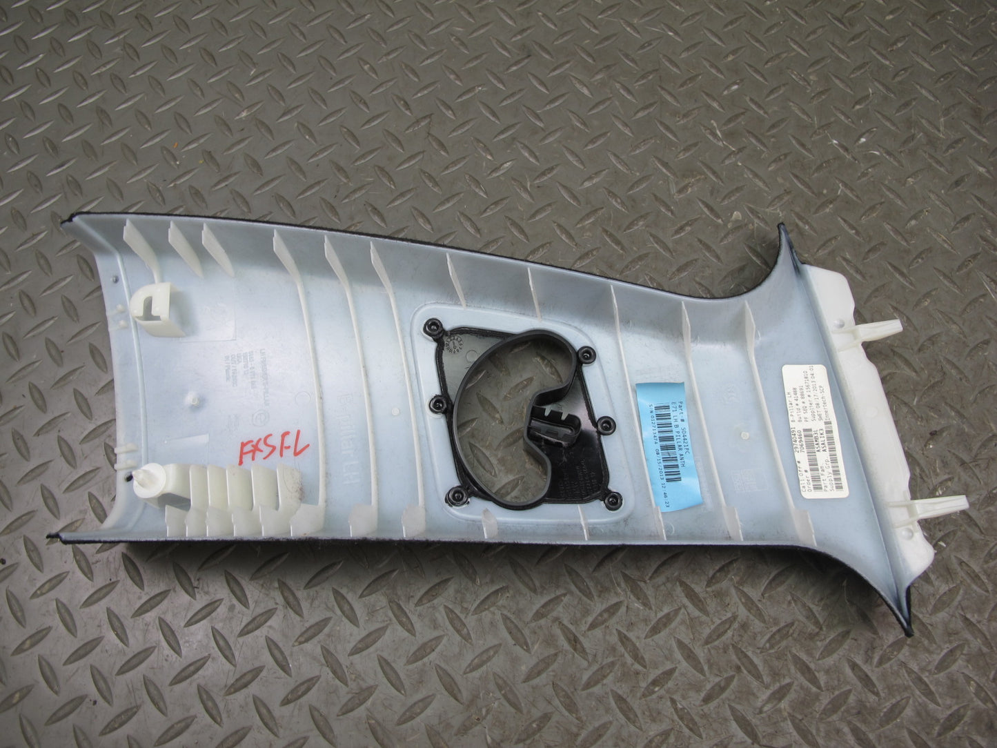 09-14 BMW E71 X6 Set of 2 Left & Right Upper B Pillar Trim Panel Black OEM