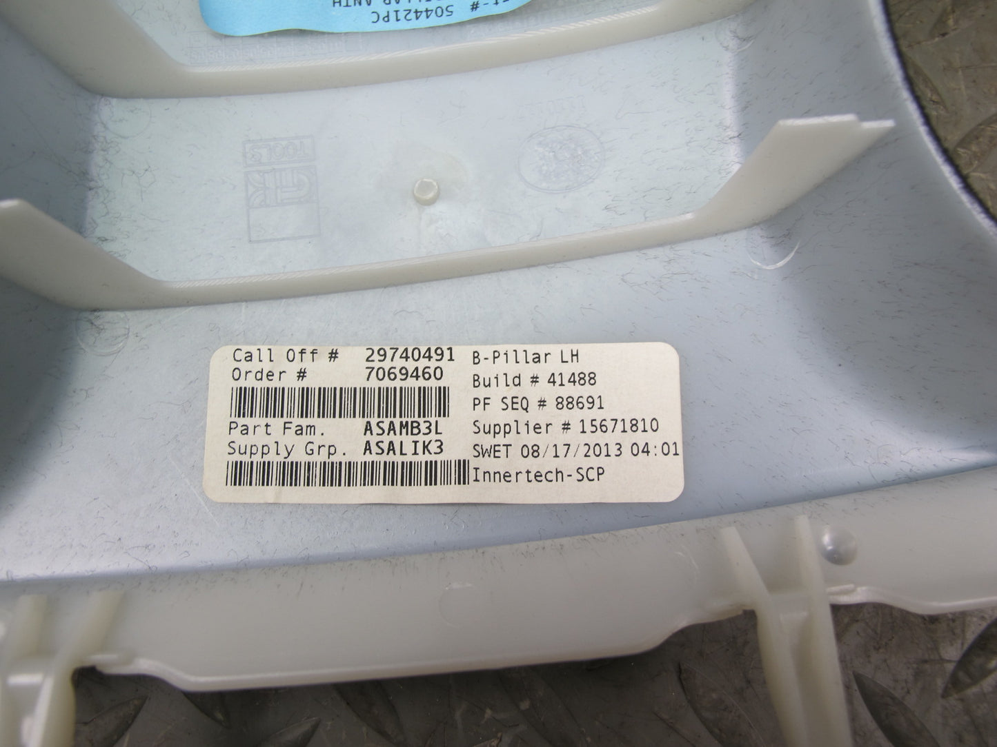 09-14 BMW E71 X6 Set of 2 Left & Right Upper B Pillar Trim Panel Black OEM