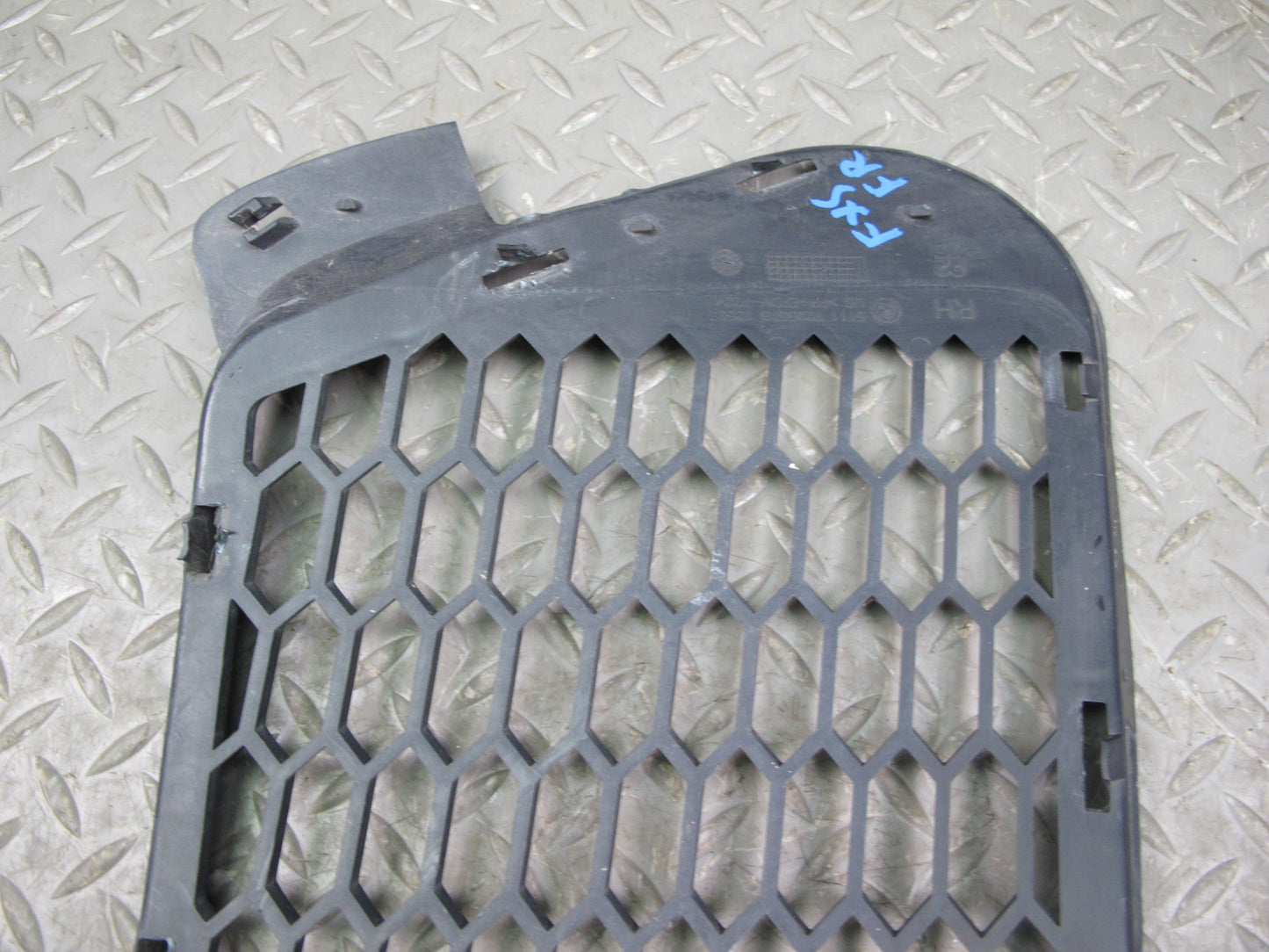 10-14 BMW E70 E71 X5M X6M Front Bumper Right Lower Air Vent Trim Grille OEM