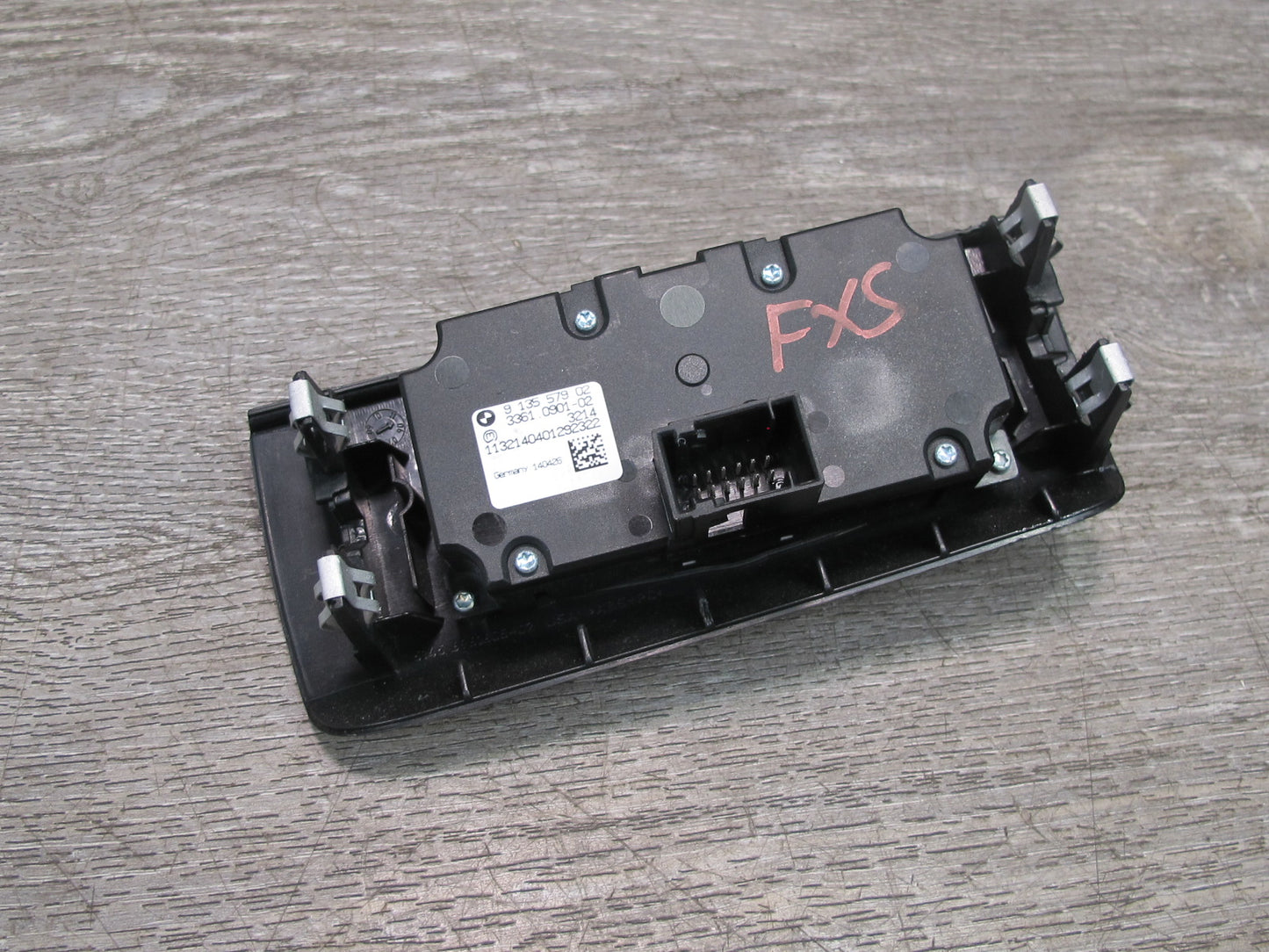 08-14 BMW E70 E71 X5M X6M Dash Headlight Control Switch Panel 9135579 OEM