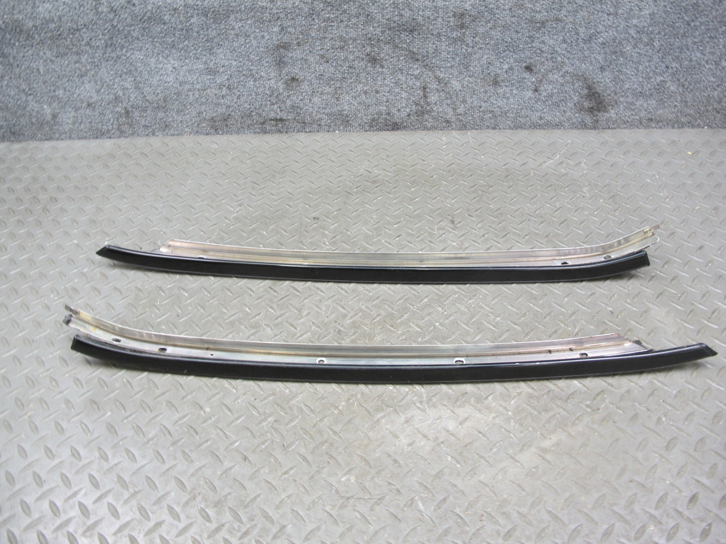 84-89 Nissan Z31 300ZX Windshield A Pillar Exterior Trim Molding Panel Set OEM