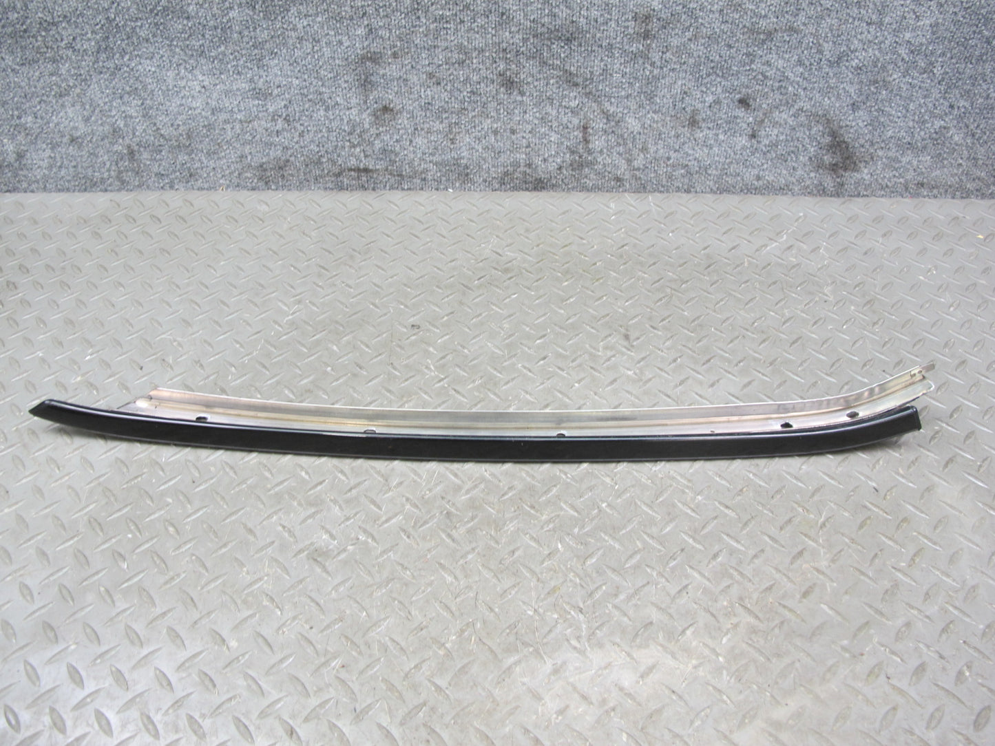 84-89 Nissan Z31 300ZX Windshield A Pillar Exterior Trim Molding Panel Set OEM