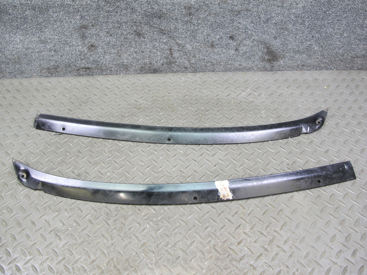 84-89 Nissan Z31 300ZX Windshield Cowl Lower Trim Molding Panel Set OEM