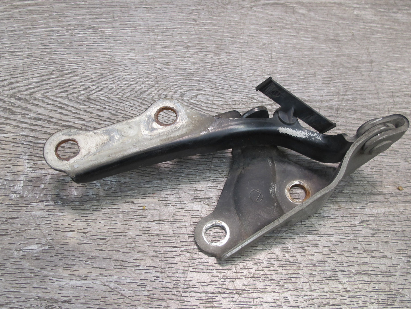 01-06 Lexus UCF30L LS430 Set of 2 Front Left & Right Hood Hinge OEM