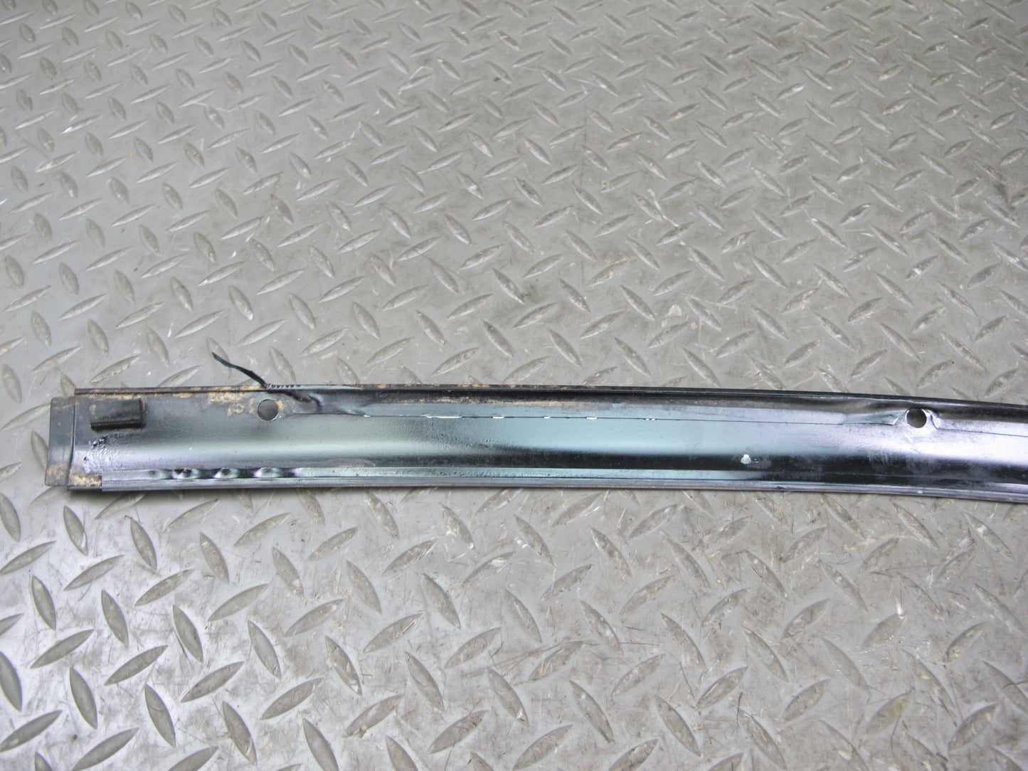 84-89 Nissan Z31 300ZX Windshield Cowl Lower Trim Molding Panel Set OEM