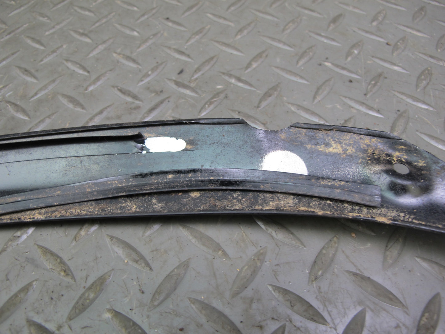 84-89 Nissan Z31 300ZX Windshield Cowl Lower Trim Molding Panel Set OEM