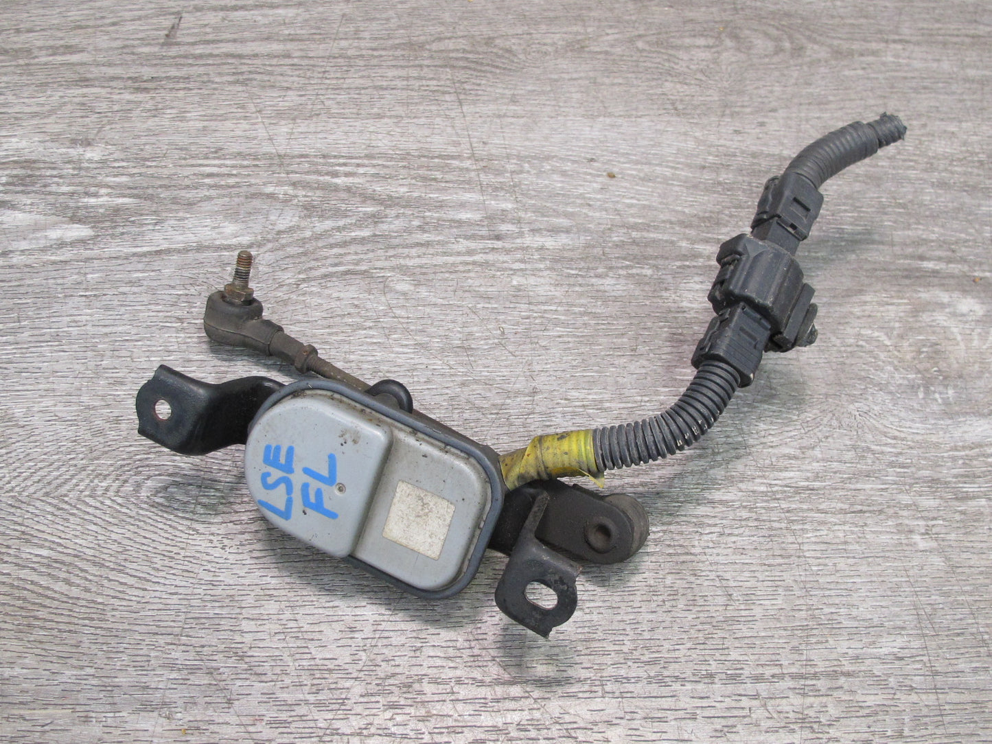 01-03 Lexus UCF30L LS430 Front Left Suspension Height Level Sensor OEM