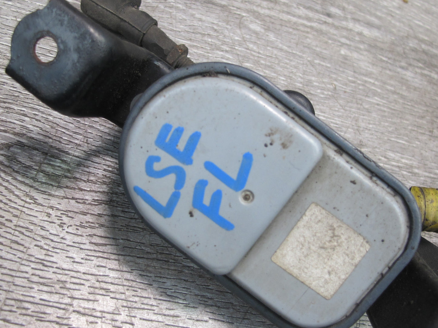 01-03 Lexus UCF30L LS430 Front Left Suspension Height Level Sensor OEM