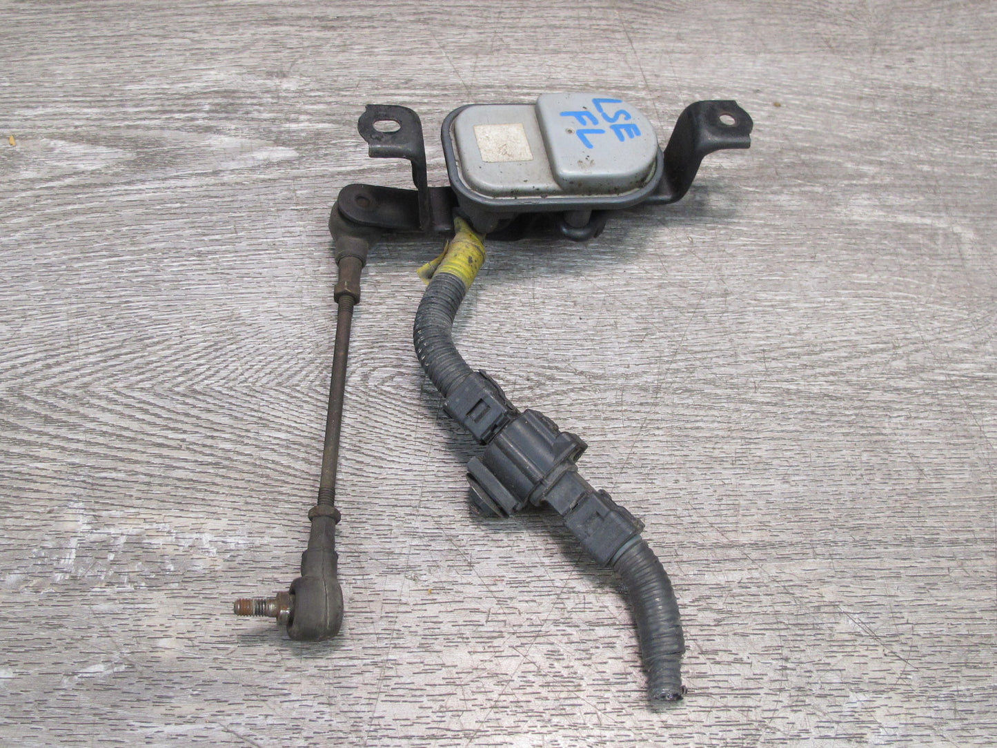 01-03 Lexus UCF30L LS430 Front Left Suspension Height Level Sensor OEM