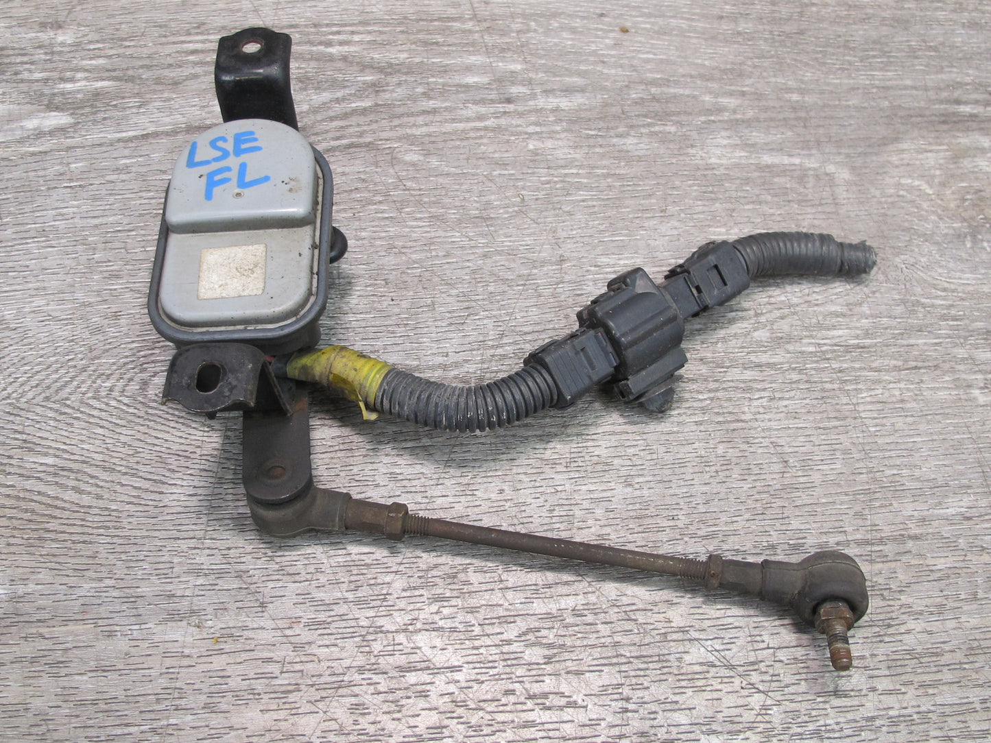 01-03 Lexus UCF30L LS430 Front Left Suspension Height Level Sensor OEM