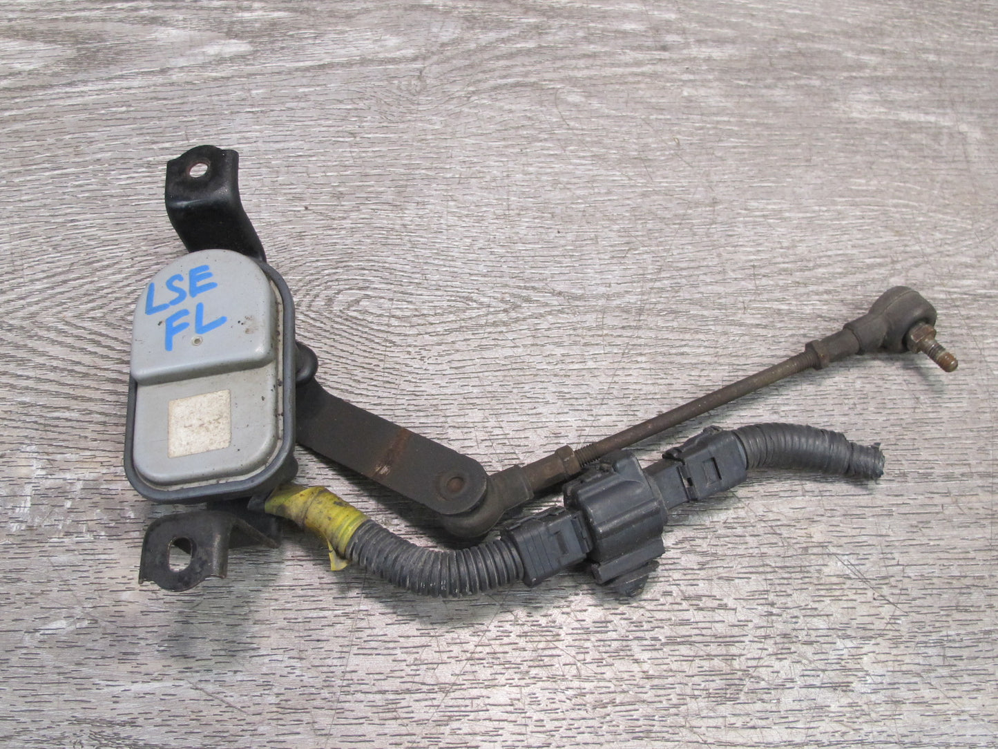 01-03 Lexus UCF30L LS430 Front Left Suspension Height Level Sensor OEM