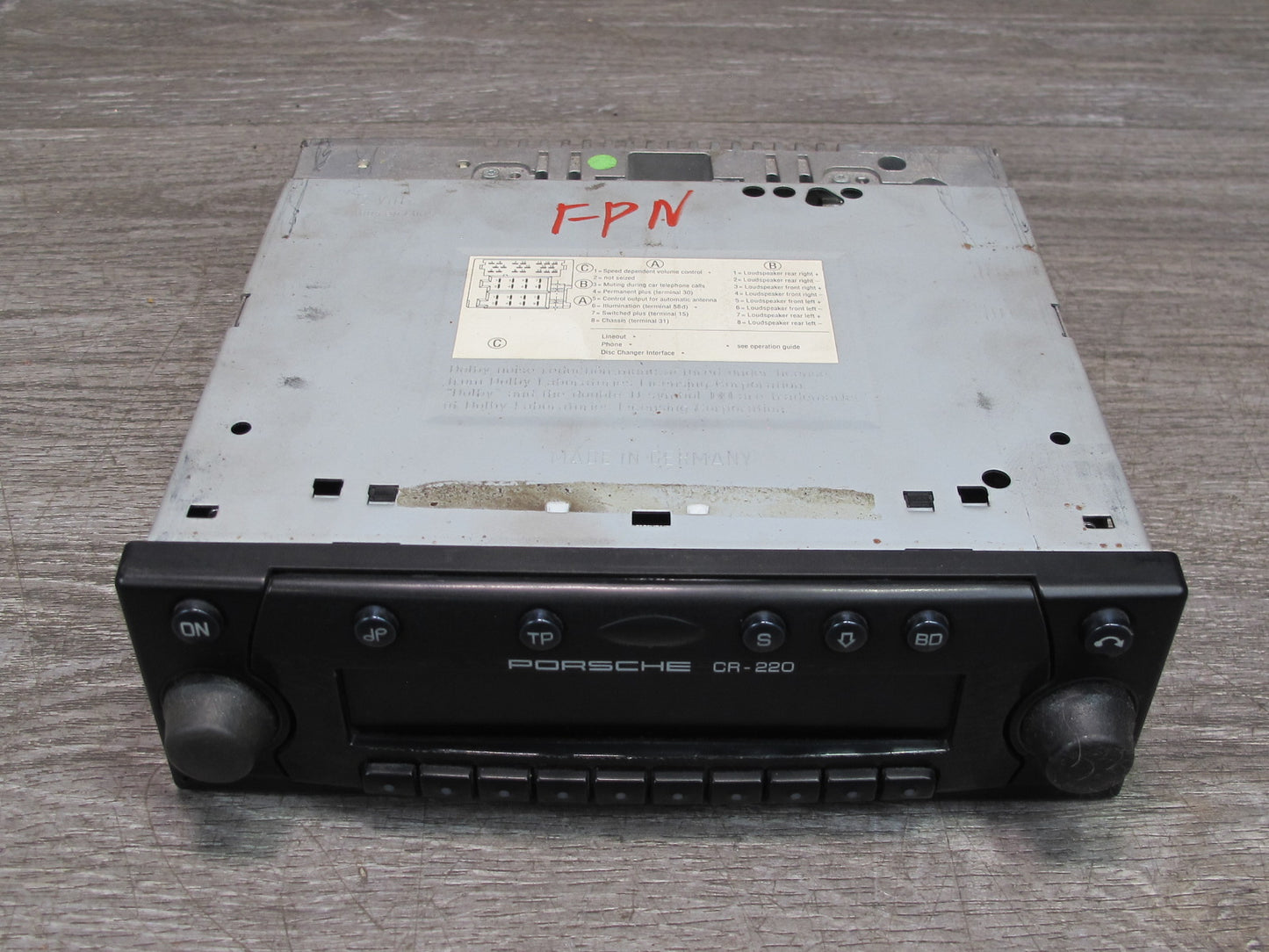1999-2001 Porsche 911 Carrera 996 Audio Radio Receiver CDR-220 Cassette Player