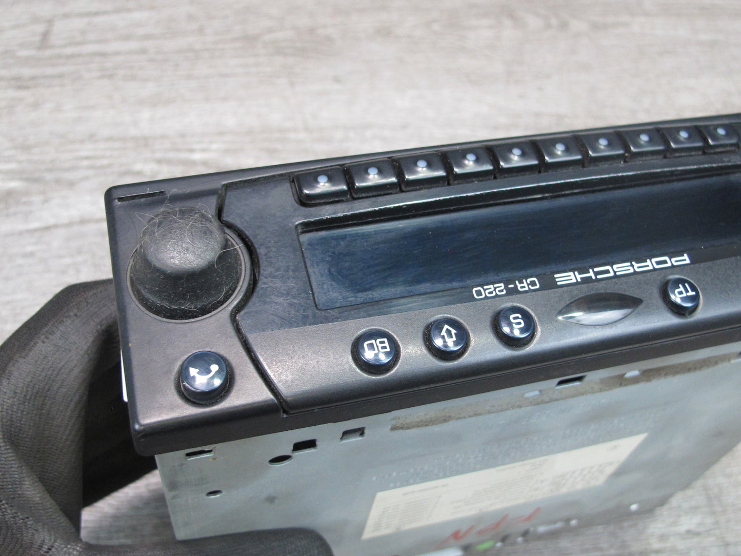 1999-2001 Porsche 911 Carrera 996 Audio Radio Receiver CDR-220 Cassette Player