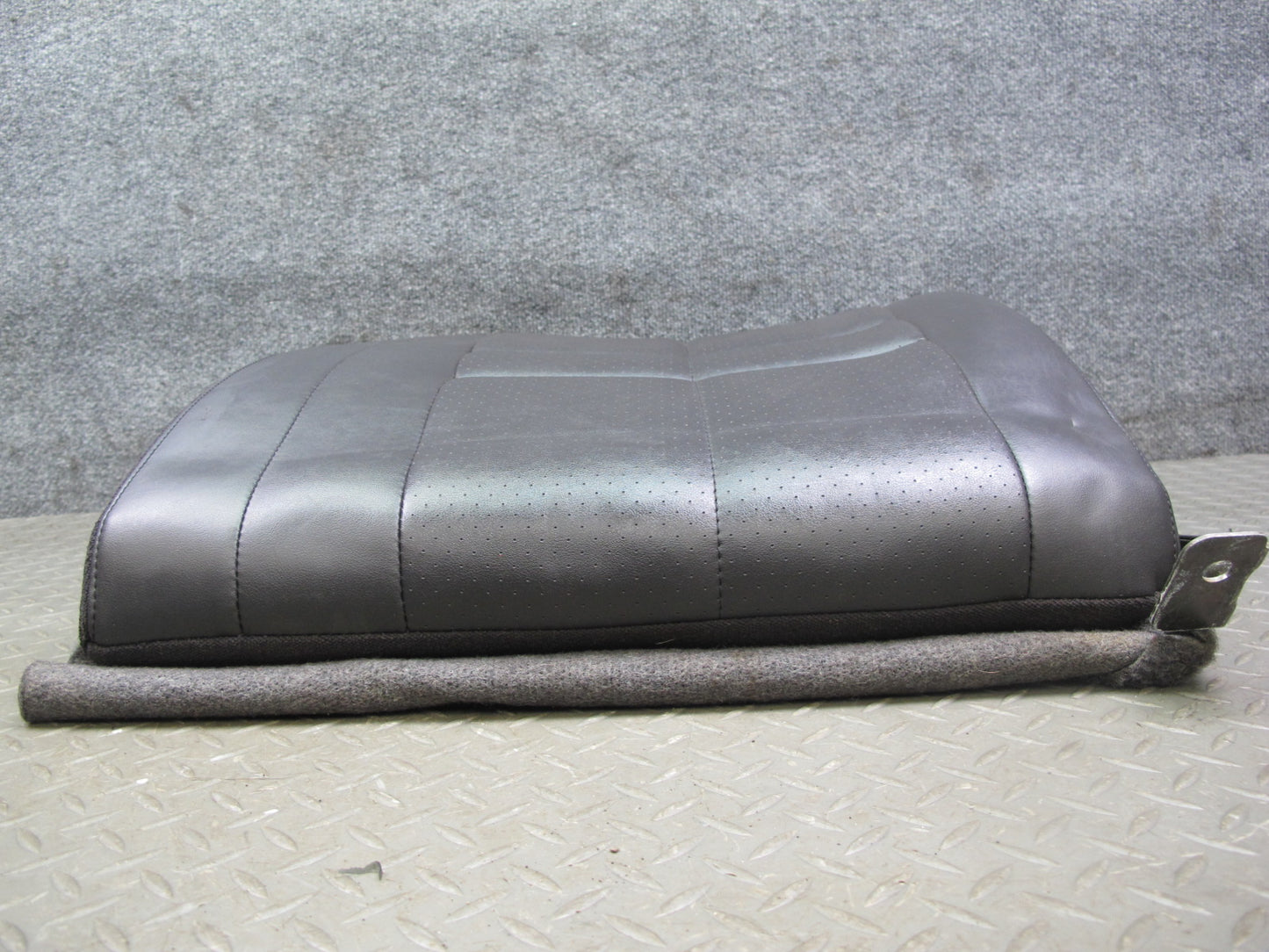 91-93 Mitsubishi 3000GT Rear Left Seat Upper Leather Cushion OEM