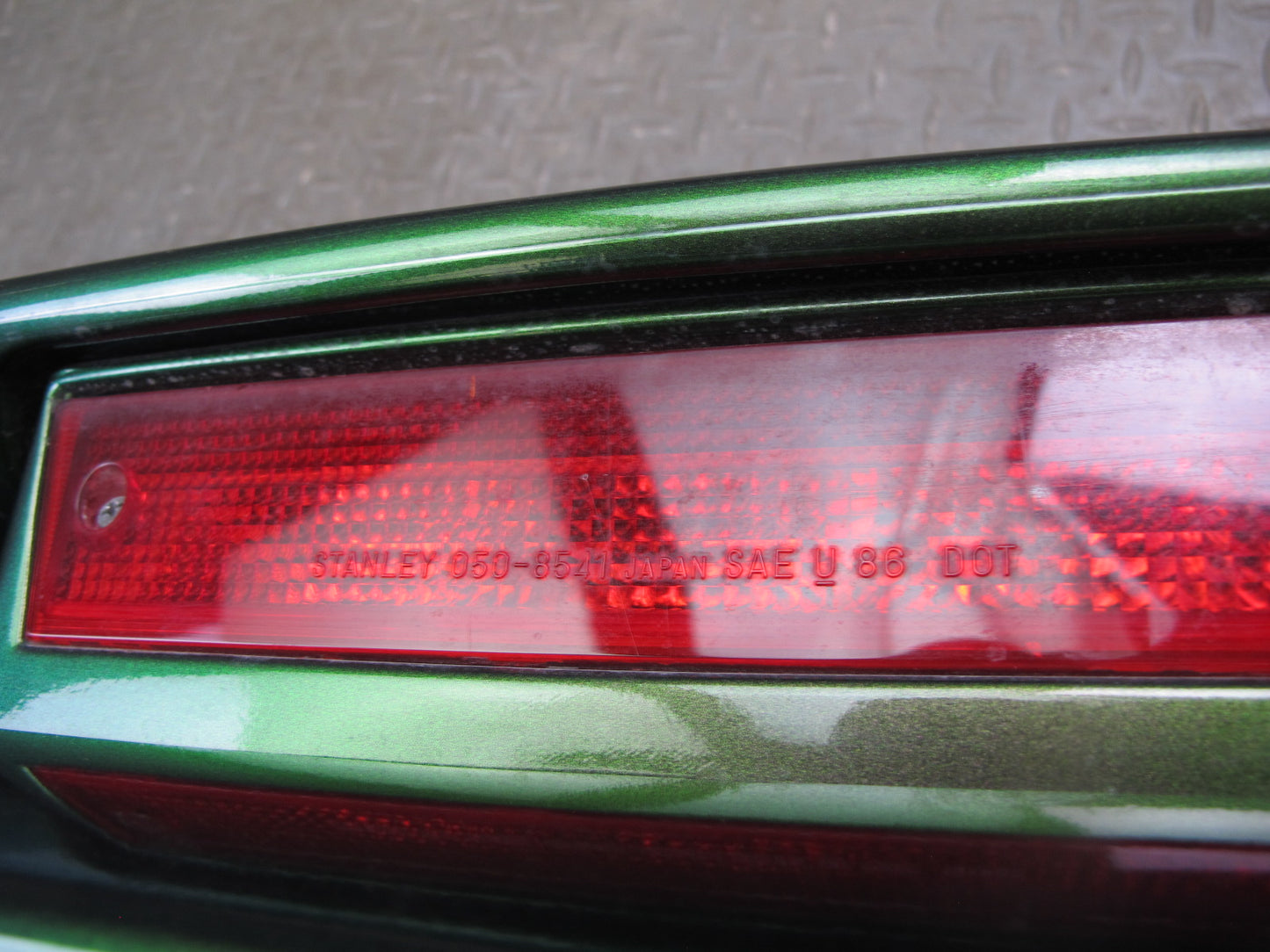 91-96 Mitsubishi 3000GT Coupe VR4 Aero Rear Trunk Lid Spoiler w Brake Light OEM