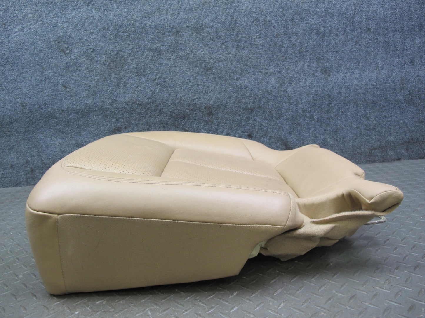2011-2018 Porsche Cayenne 958 Rear Seat Right Side Lower Leather Cushion Beige