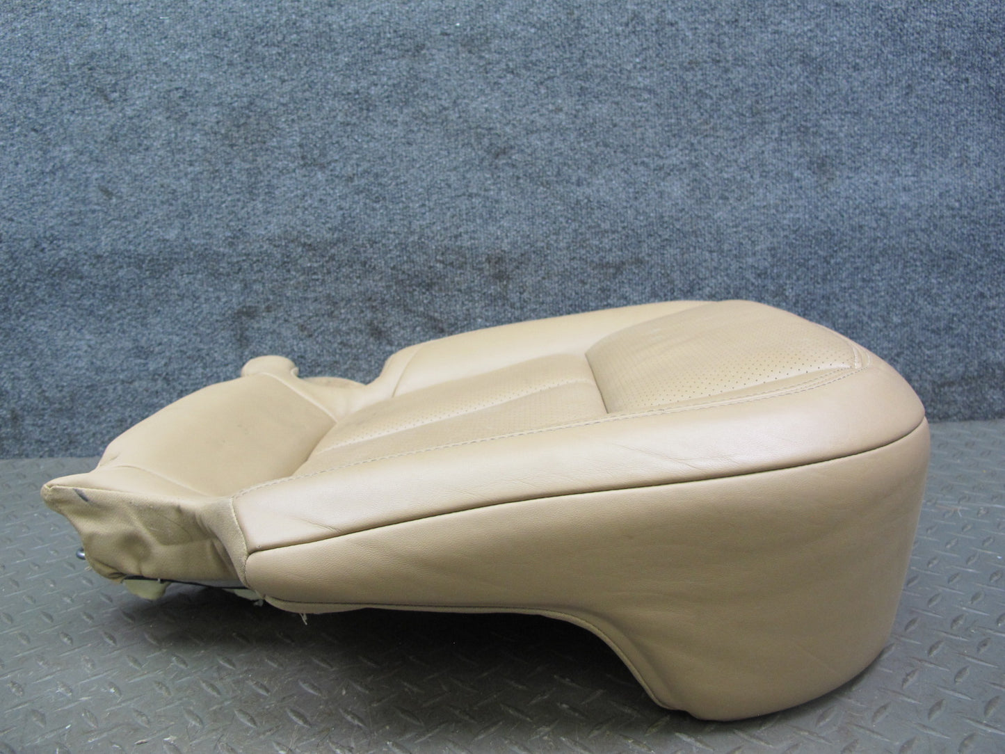 2011-2018 Porsche Cayenne 958 Rear Seat Right Side Lower Leather Cushion Beige