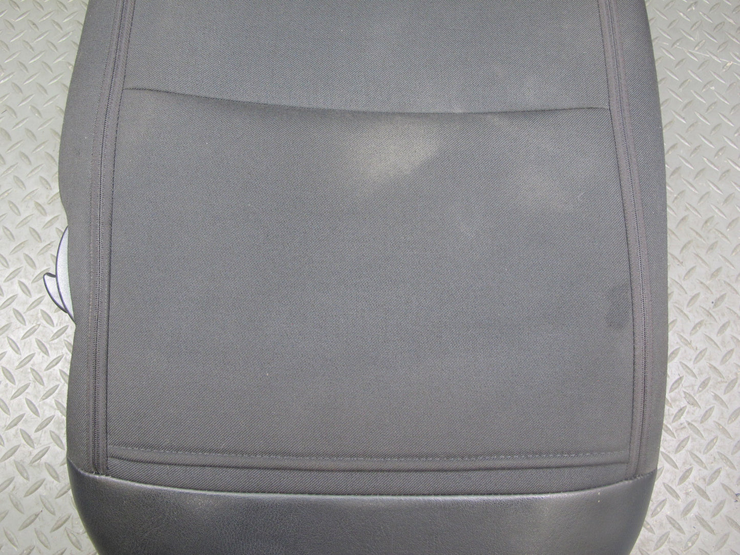 07-09 Pontiac Solstice GXP Front Right Seat Upper Leather Backrest Cushion OEM