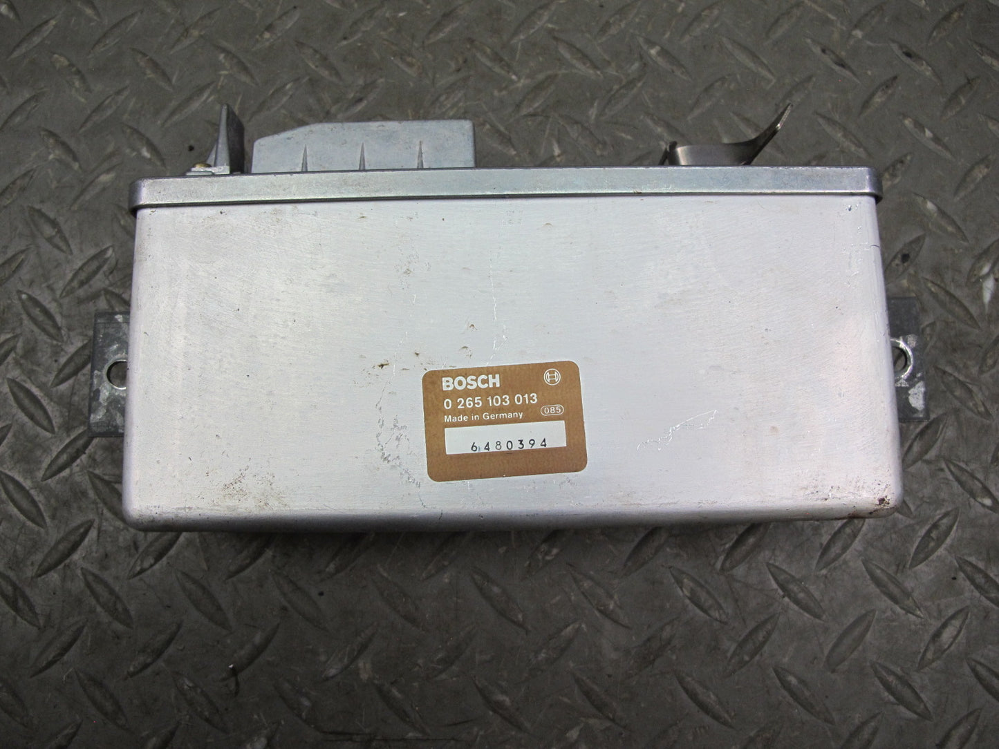 1986-1987 Porsche 944 928 Anti-lock Brake ABS Computer Module 0265103013