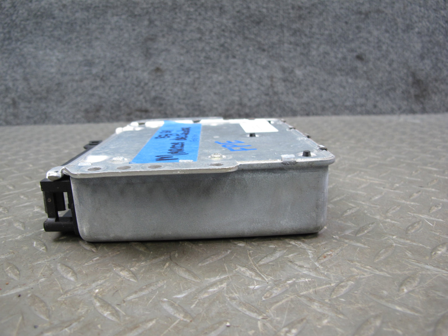 1987 Porsche 928S 5.0L M28.41 Engine ECU ECM Computer Control Module 92861812310