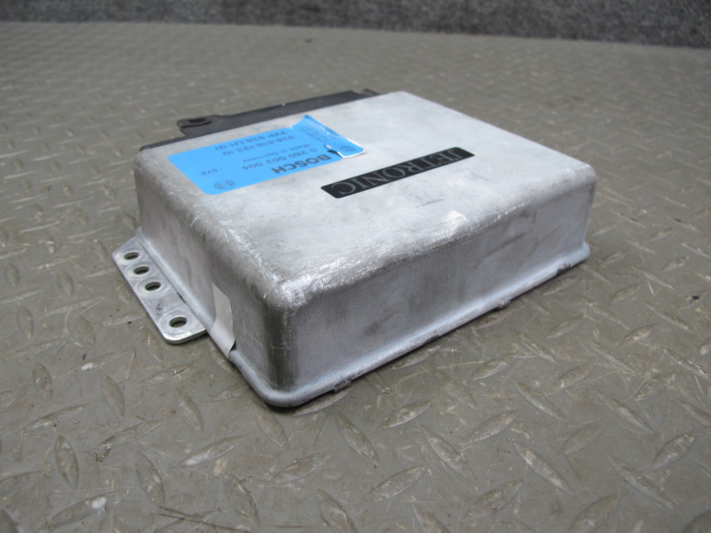 1987 Porsche 928S 5.0L M28.41 Engine ECU ECM Computer Control Module 92861812310